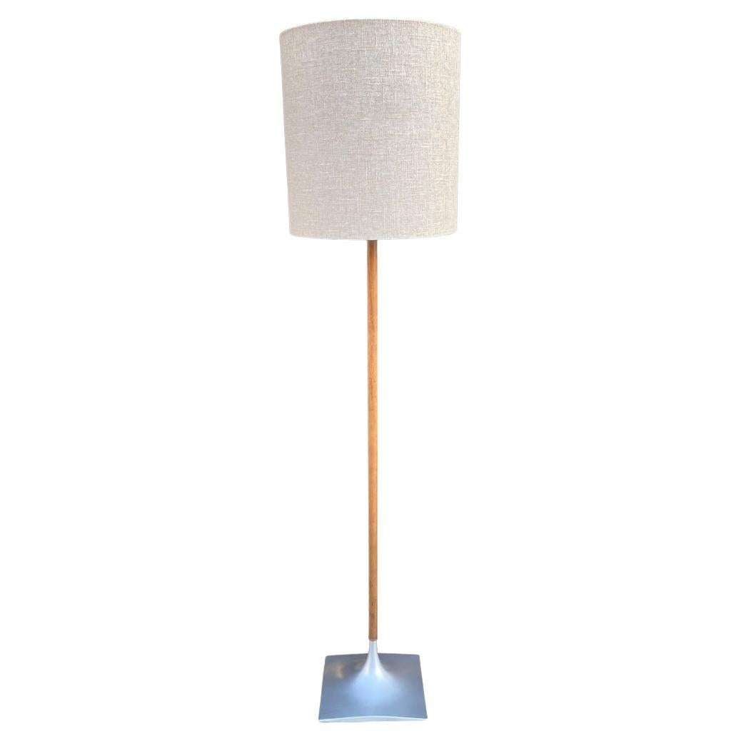 Elegant Laurel Lamp Company Midcentury Modern Floor Lamp
