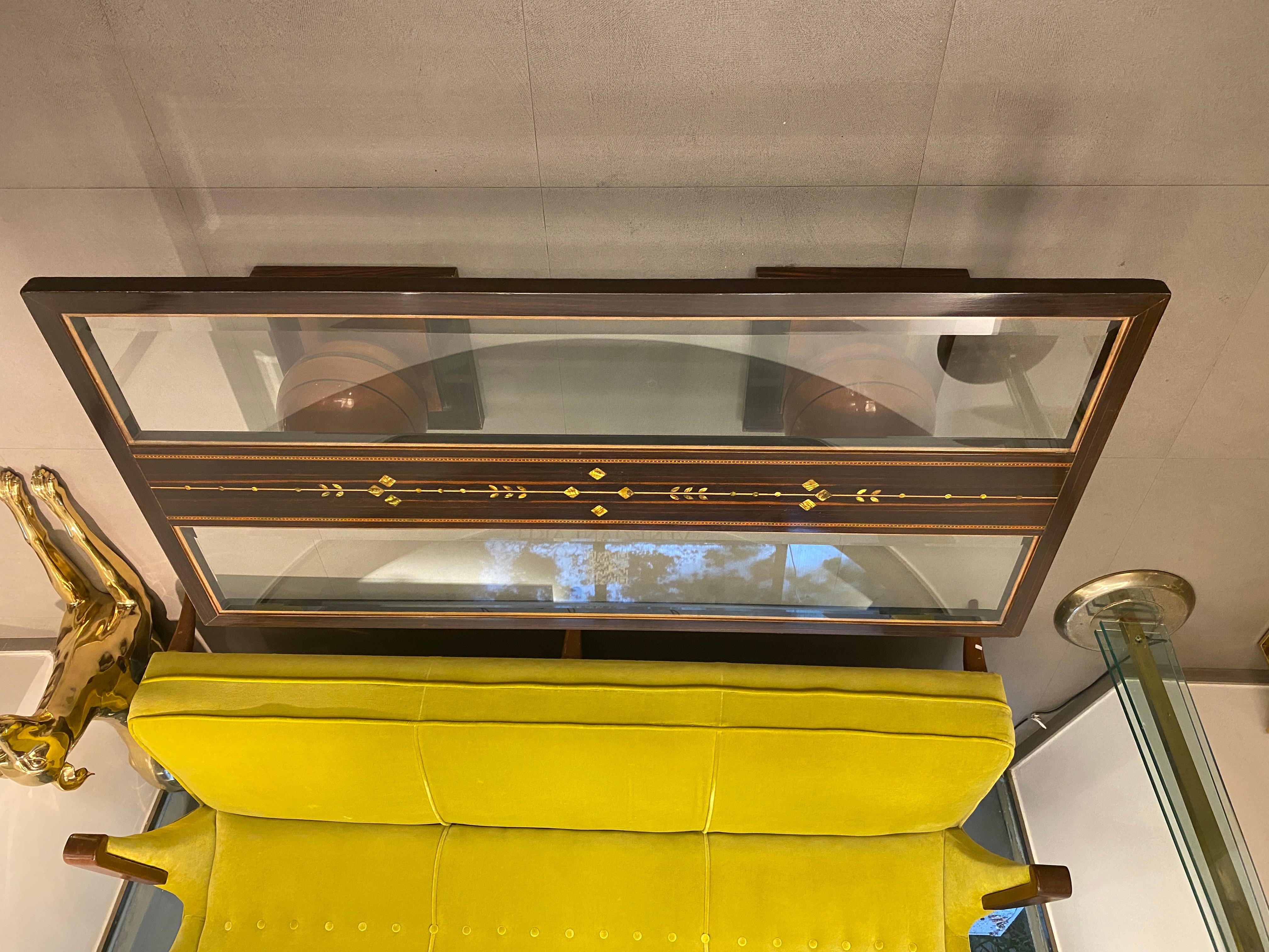 italien Elegant  Table basse Liberty avec insert en nacre précieuse 1920' en vente