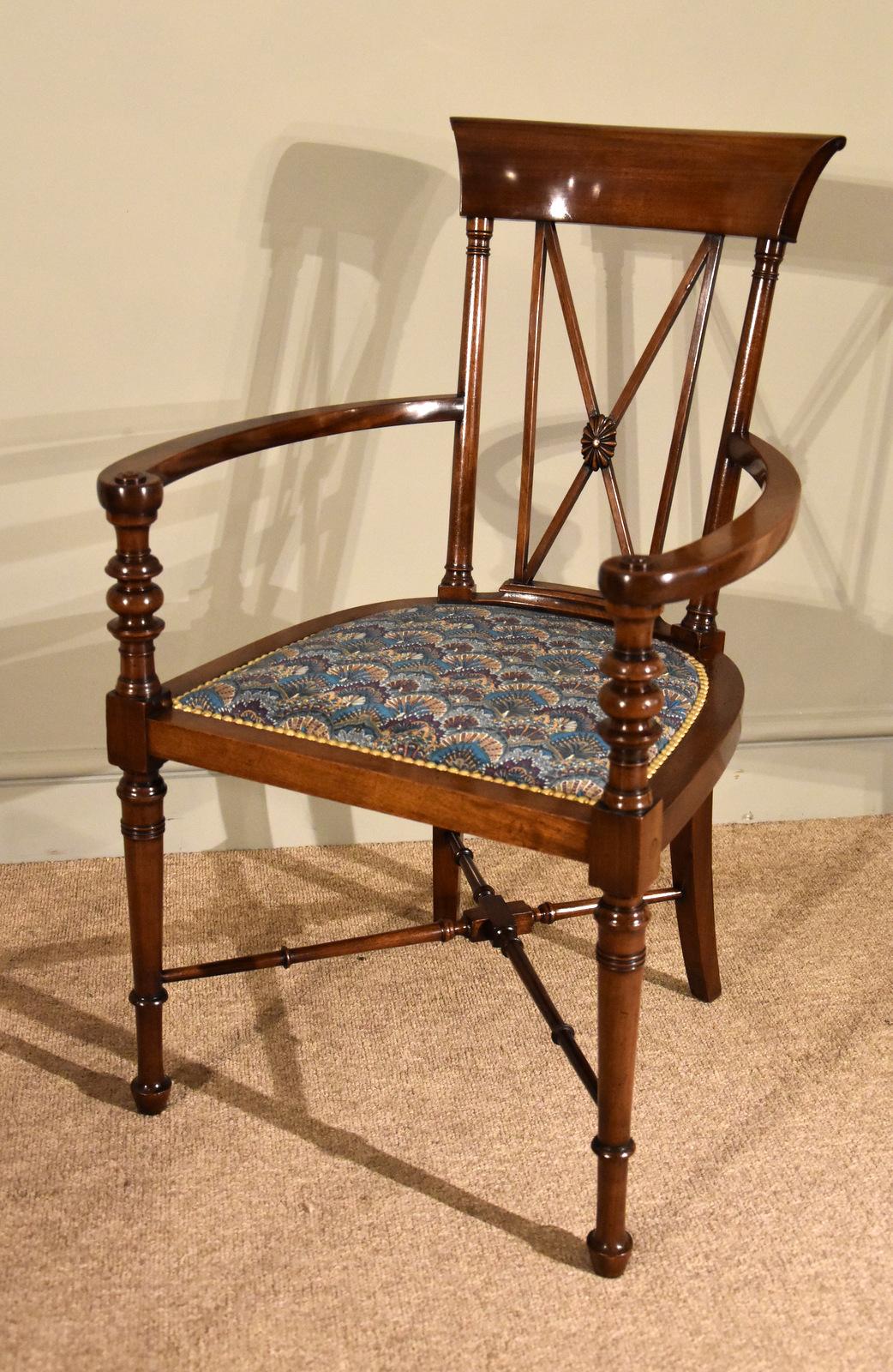 Elegant Liberty Stamped Armchair, circa 1900 In Good Condition In Wiltshire, GB