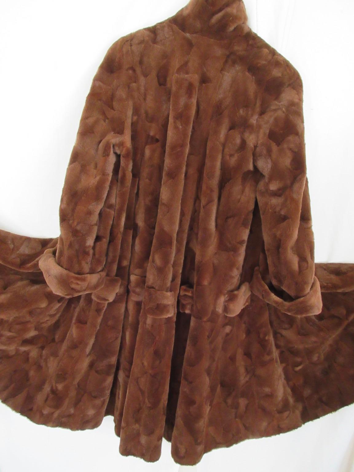 Elegant Long Mink Fur Coat Full Lenght in vendita 6