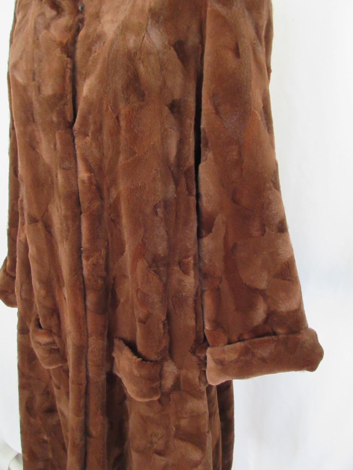 Elegant Long Mink Fur Coat Full Lenght in vendita 2