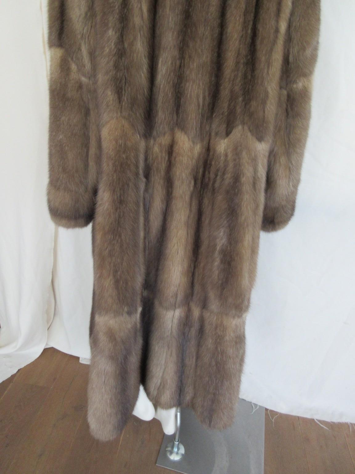 Elegant Long Sable Fur Coat Full Lenght For Sale 5