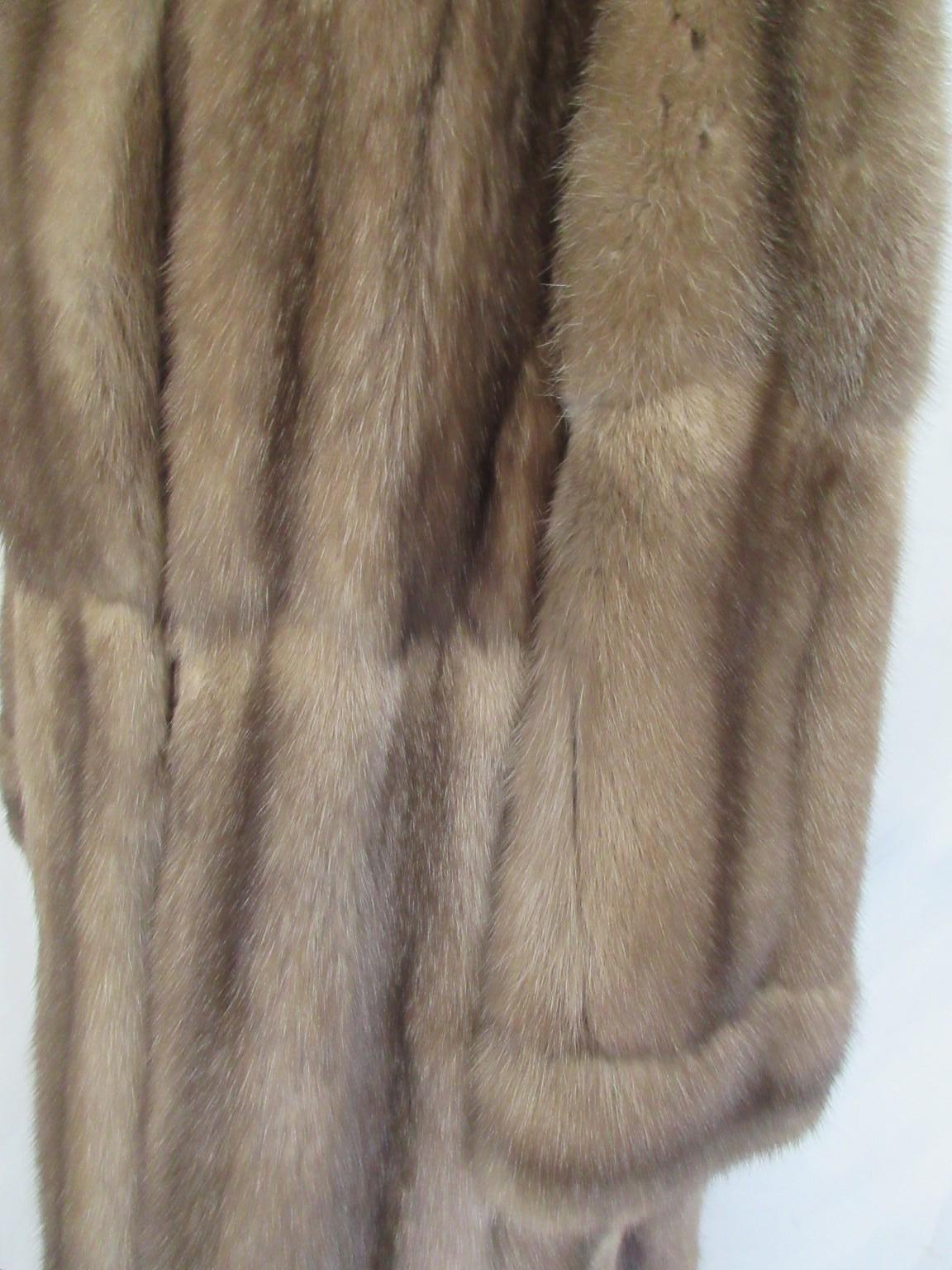 Elegant Long Sable Fur Coat Full Lenght For Sale 2