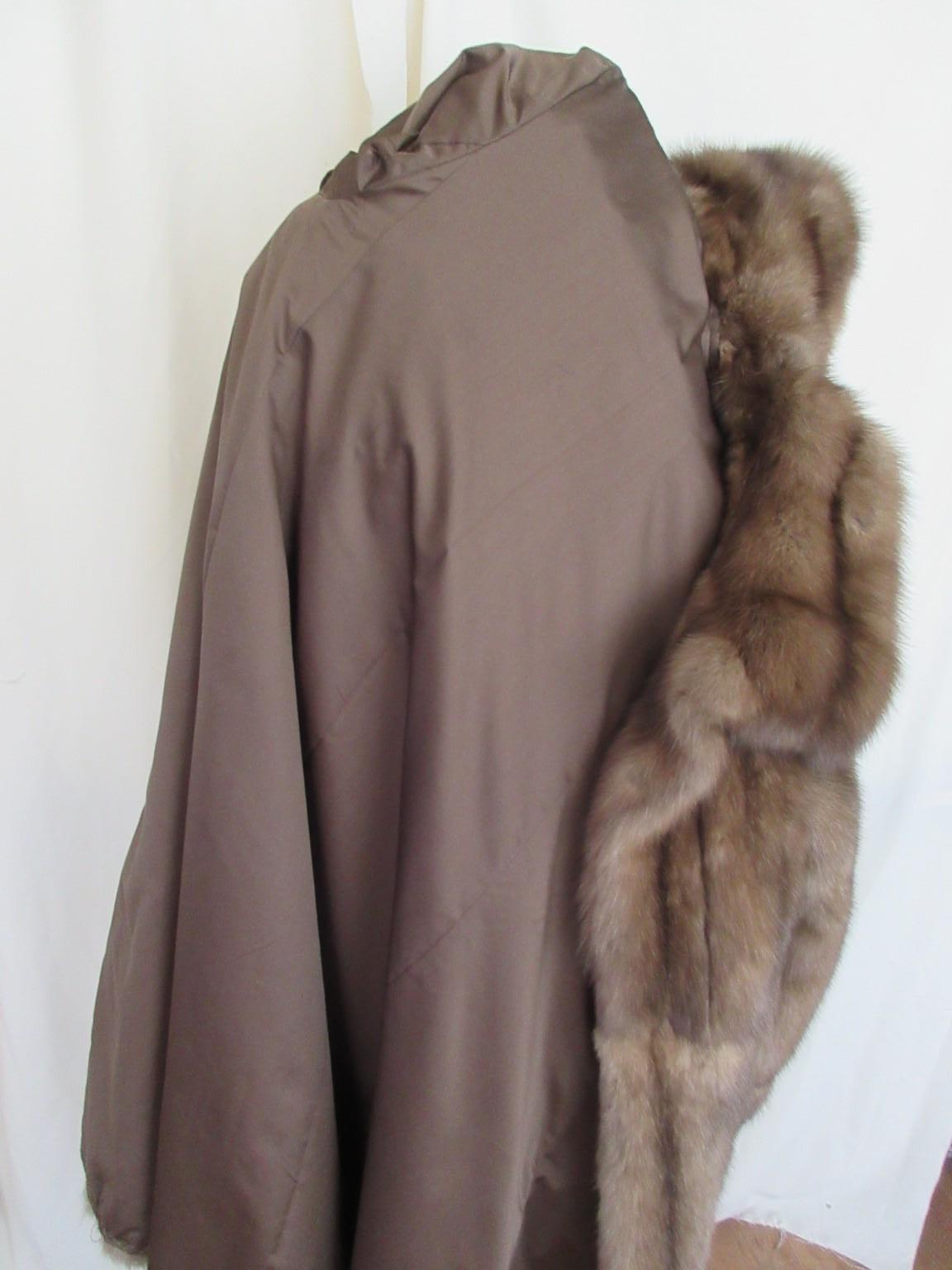 Elegant Long Sable Fur Coat Full Lenght For Sale 3