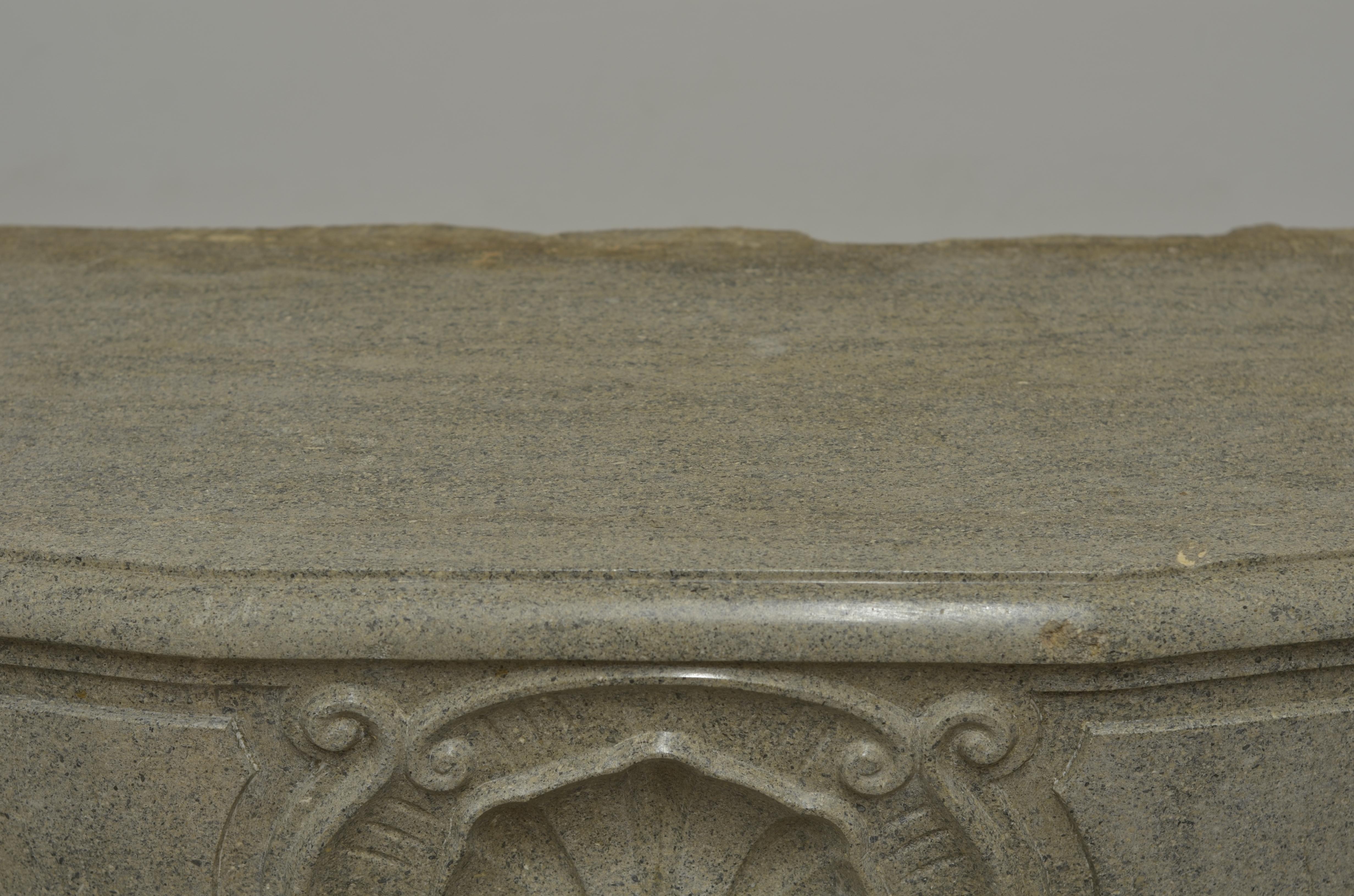 Elegant Louis XV Fireplace Mantel in Limestone For Sale 7