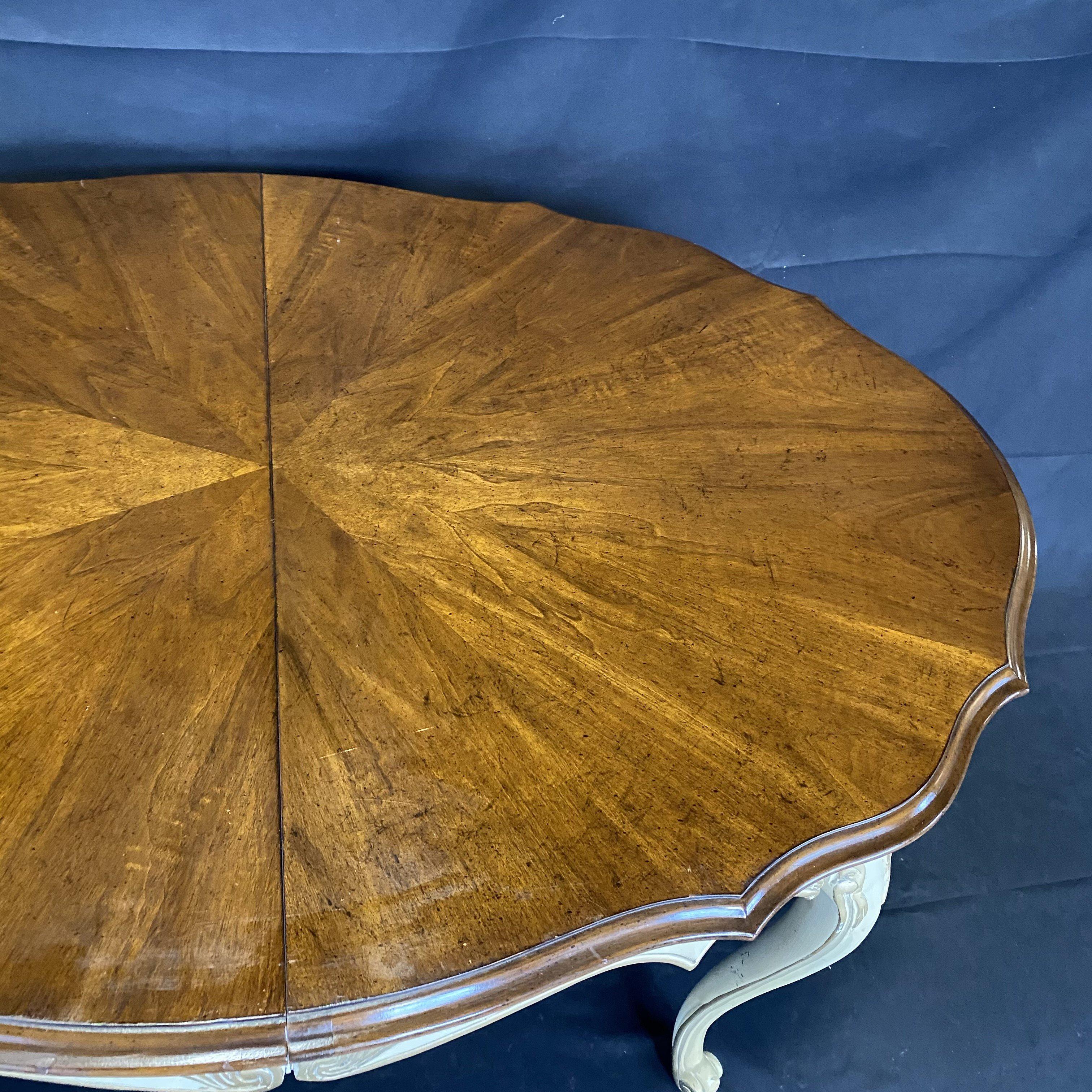 Elegant Louis XV Style Oval Dining Table with Ivory Painted Base and Two Leaves For Sale 6