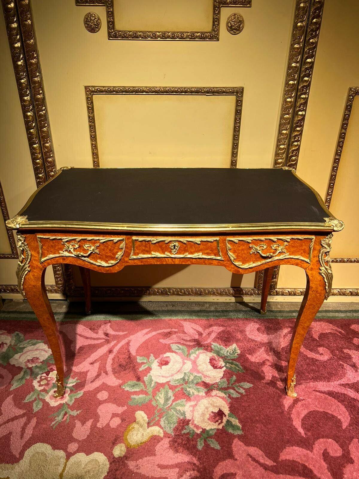 Elegantes antikes Louis XV Stil Furnier Dame Bureau Plat / Schreibtisch (Louis XV.) im Angebot