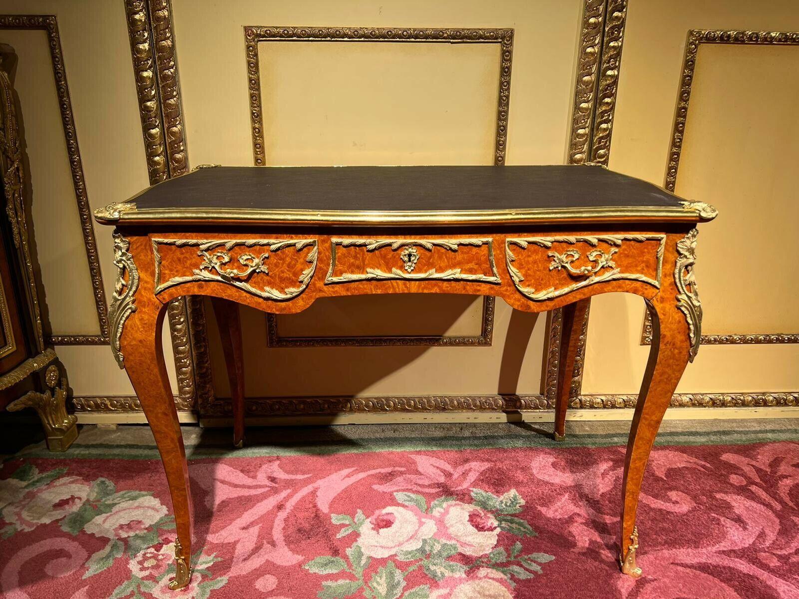Wood Elegant antique Louis XV Style Veneered lady Bureau Plat / Desk For Sale
