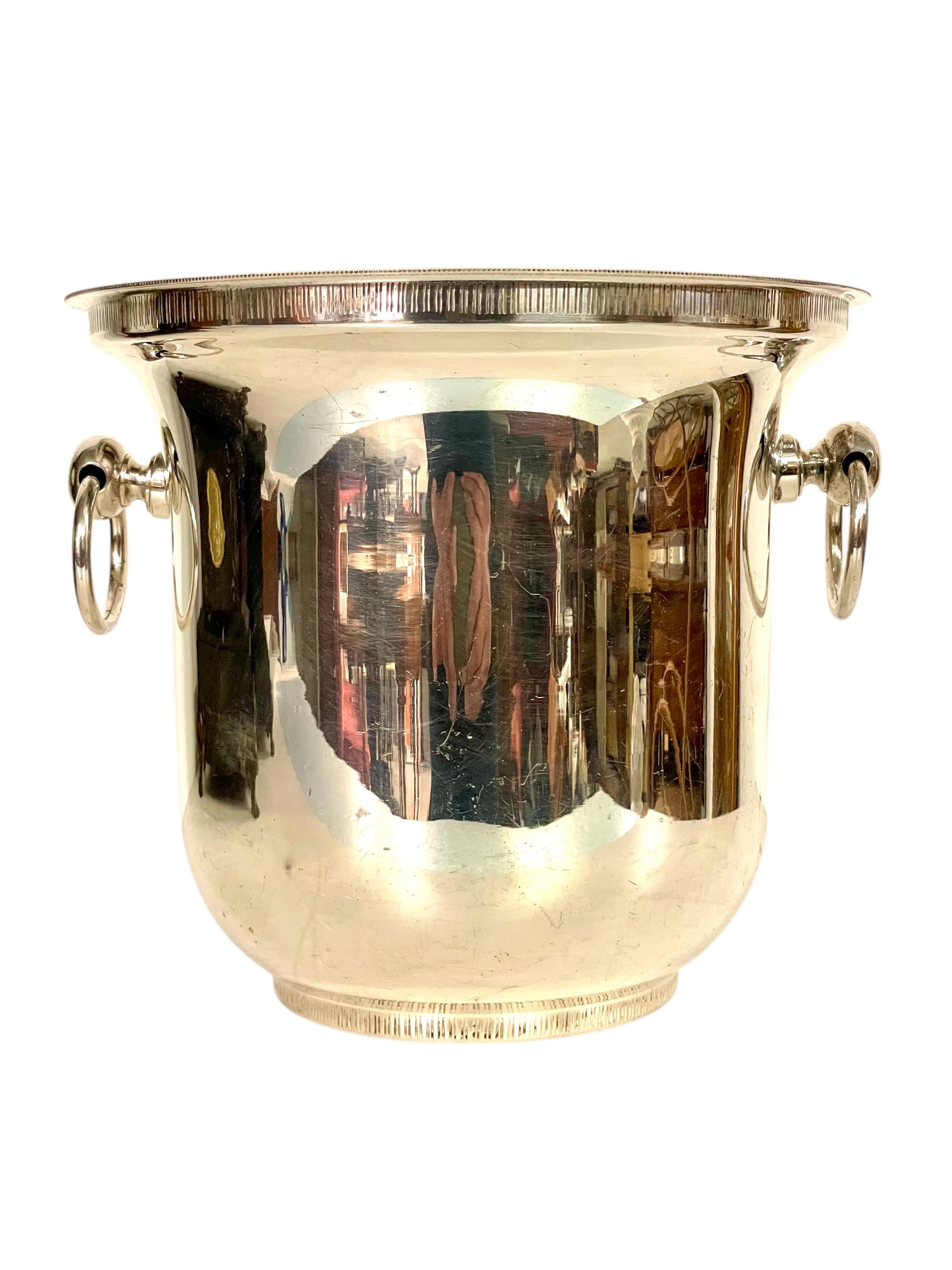 Louis XVI Silver Plated Champagne Bucket In Good Condition For Sale In LA CIOTAT, FR