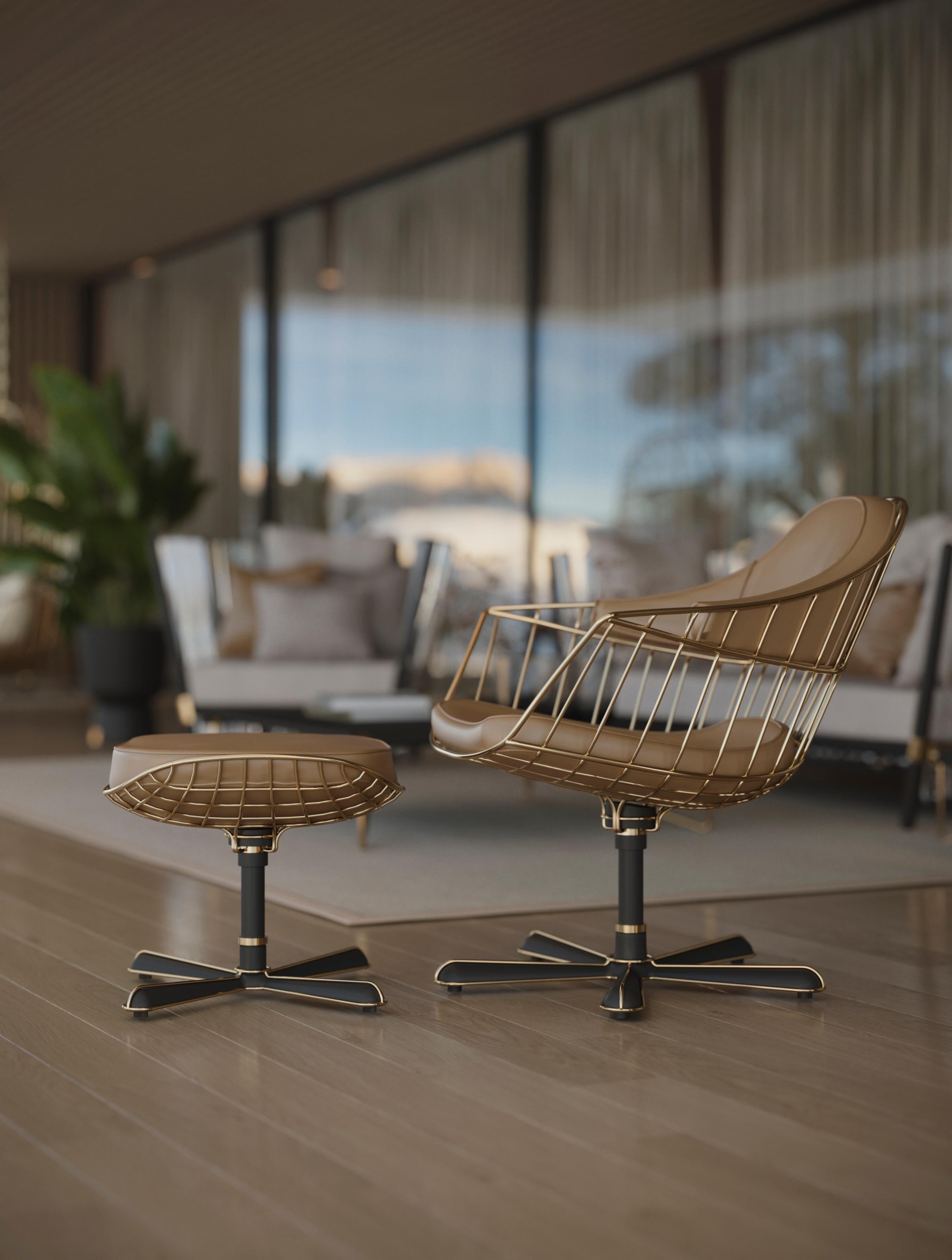 XXI secolo e contemporaneo Eleganza della sedia a sdraio per esterni con acciaio inossidabile e piante d'oro in vendita