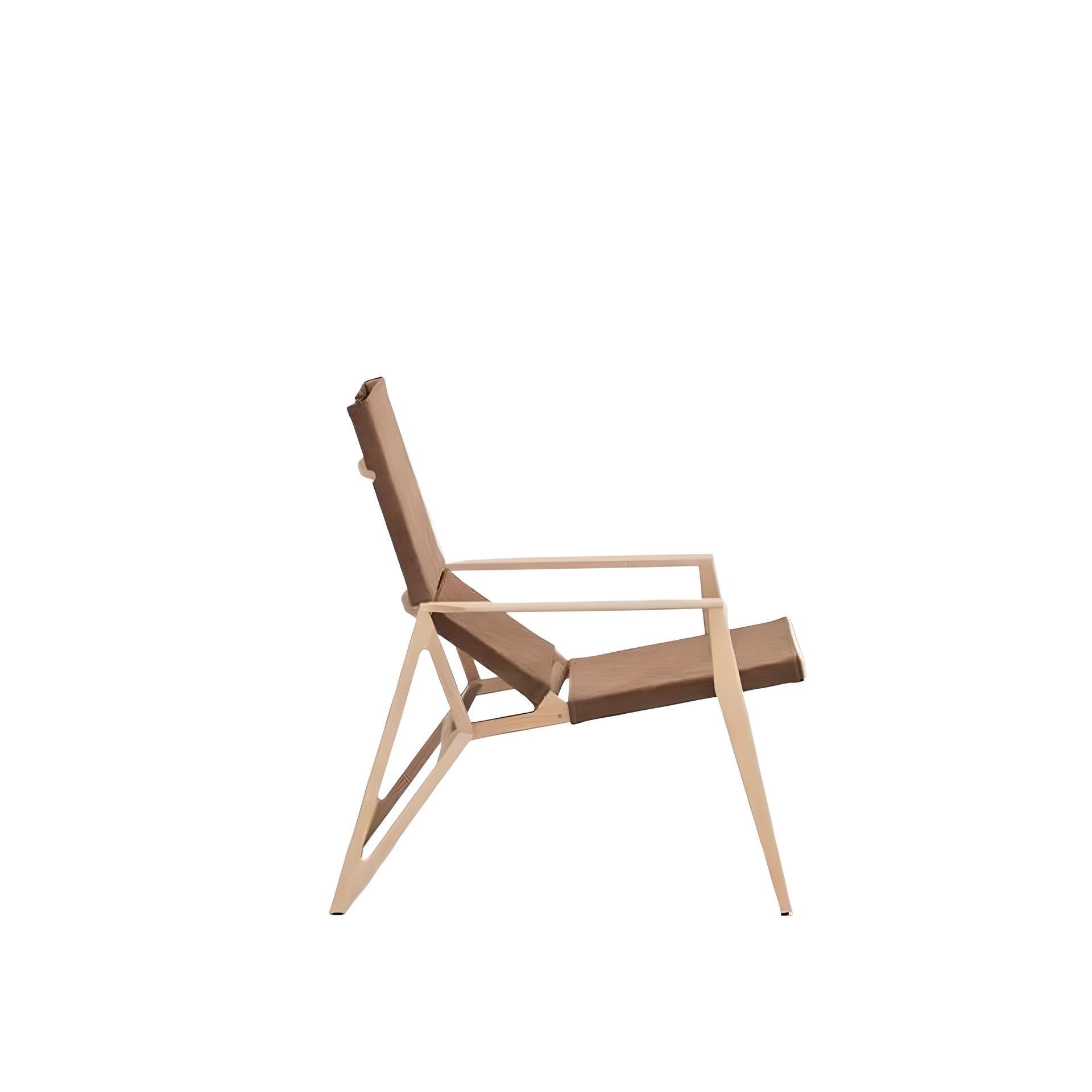 Hand-Crafted Elegant Lounge Chair with Handcrafted Leather Upholstery For Sale