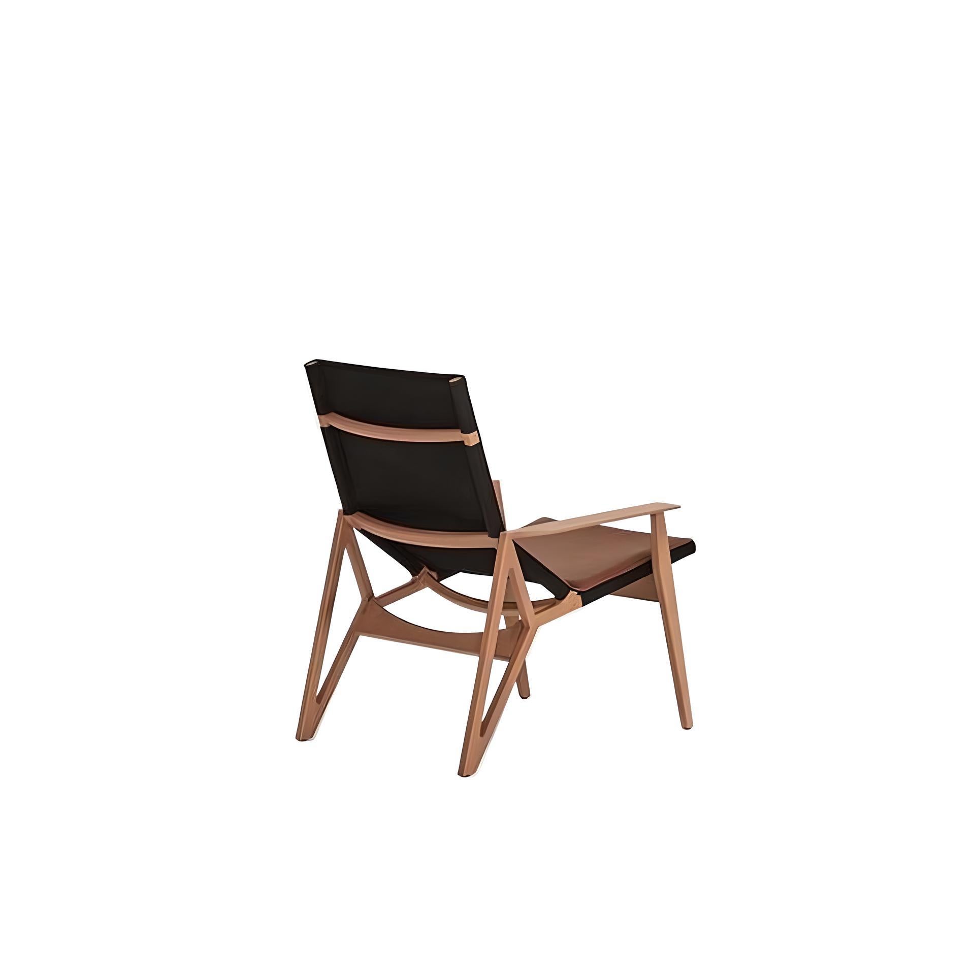 This timeless armchair features a solid beech wood structure, providing a durable and reliable foundation. The traditional upholstery is crafted with canvas, foam, and your choice of fabric or leather, allowing you to customize the chair to your