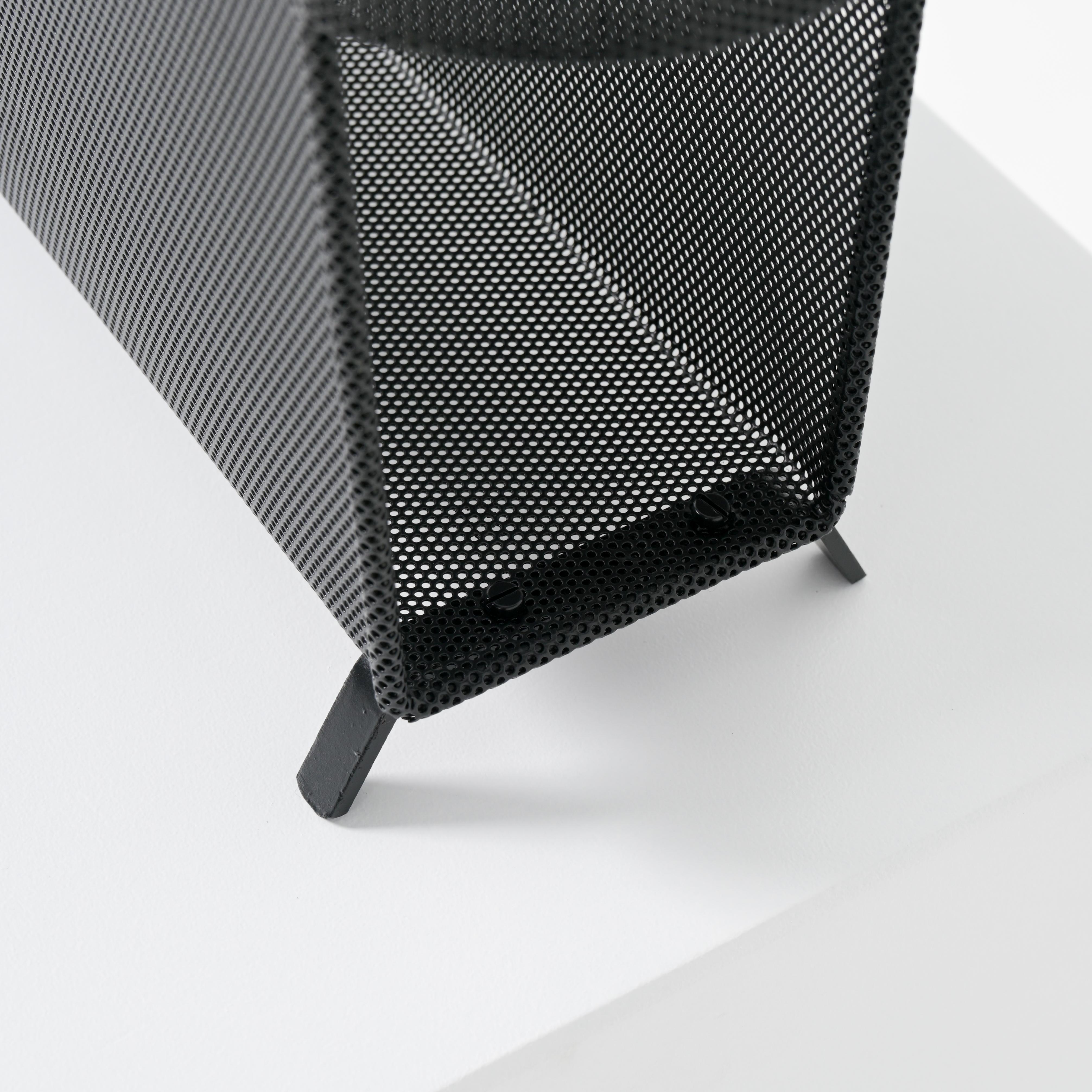 Elegant Magazine Stand by Mathieu Matégot for Artimeta en vente 5