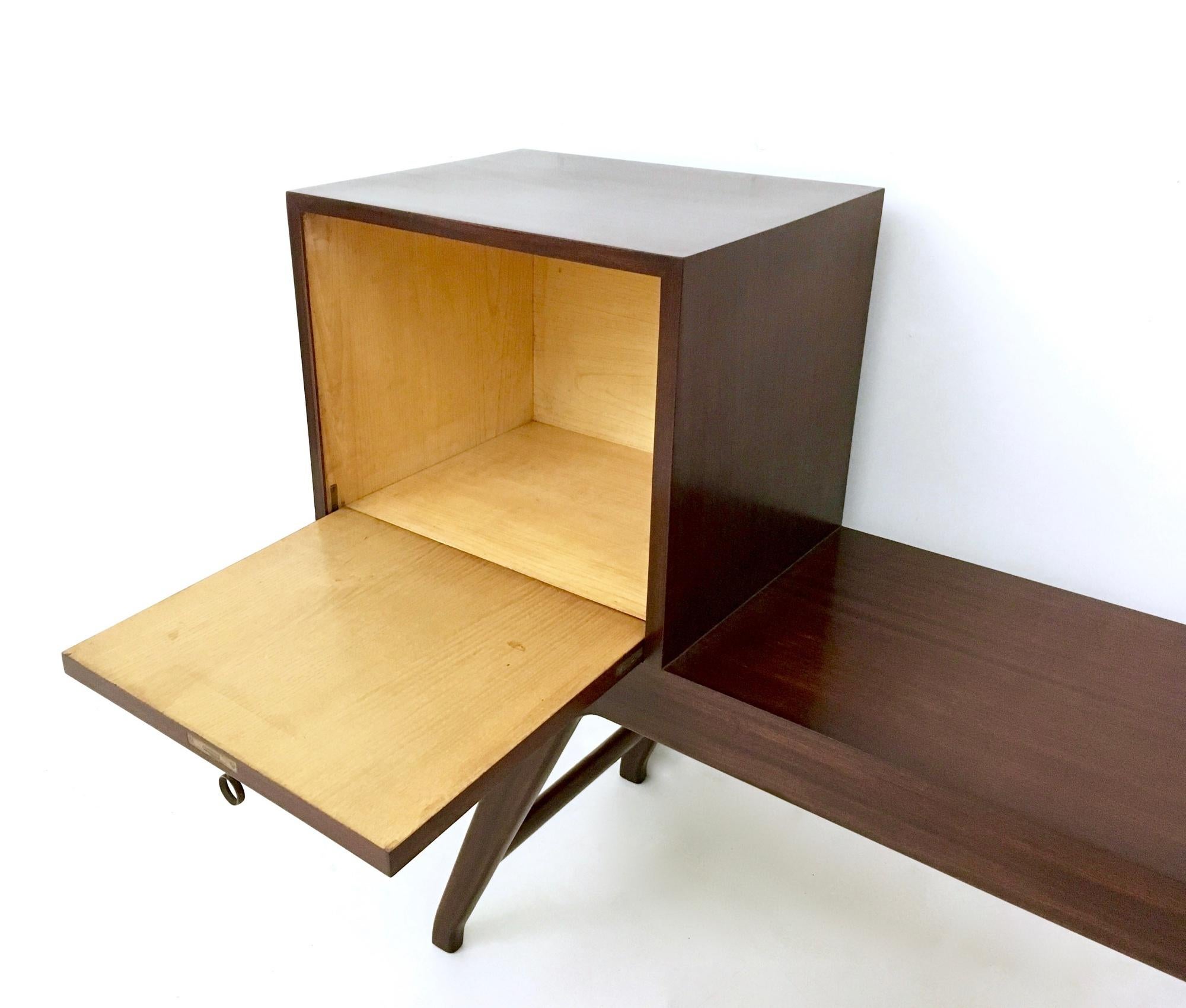 Vintage Wooden Cabinet / Tv Stand in the Style of Parisi with Ash Interiors (Meuble en bois vintage / Stand TV dans le style de Parisi avec des intérieurs en frêne) en vente 4