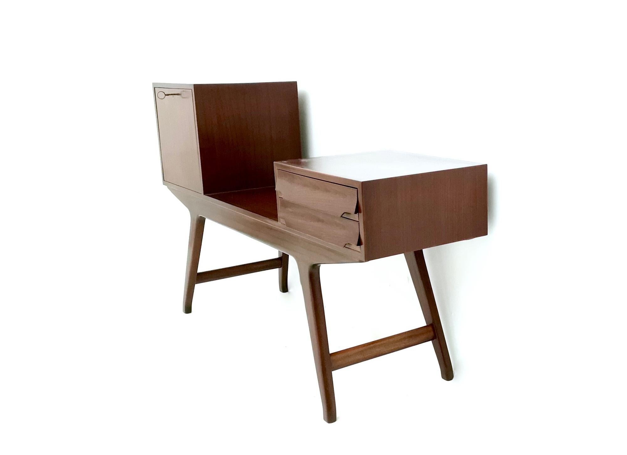 Ébénisé Vintage Wooden Cabinet / Tv Stand in the Style of Parisi with Ash Interiors (Meuble en bois vintage / Stand TV dans le style de Parisi avec des intérieurs en frêne) en vente
