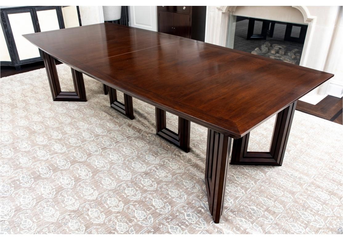 Elegant Mahogany Dining Room Table From John Rosselli In Good Condition For Sale In Bridgeport, CT