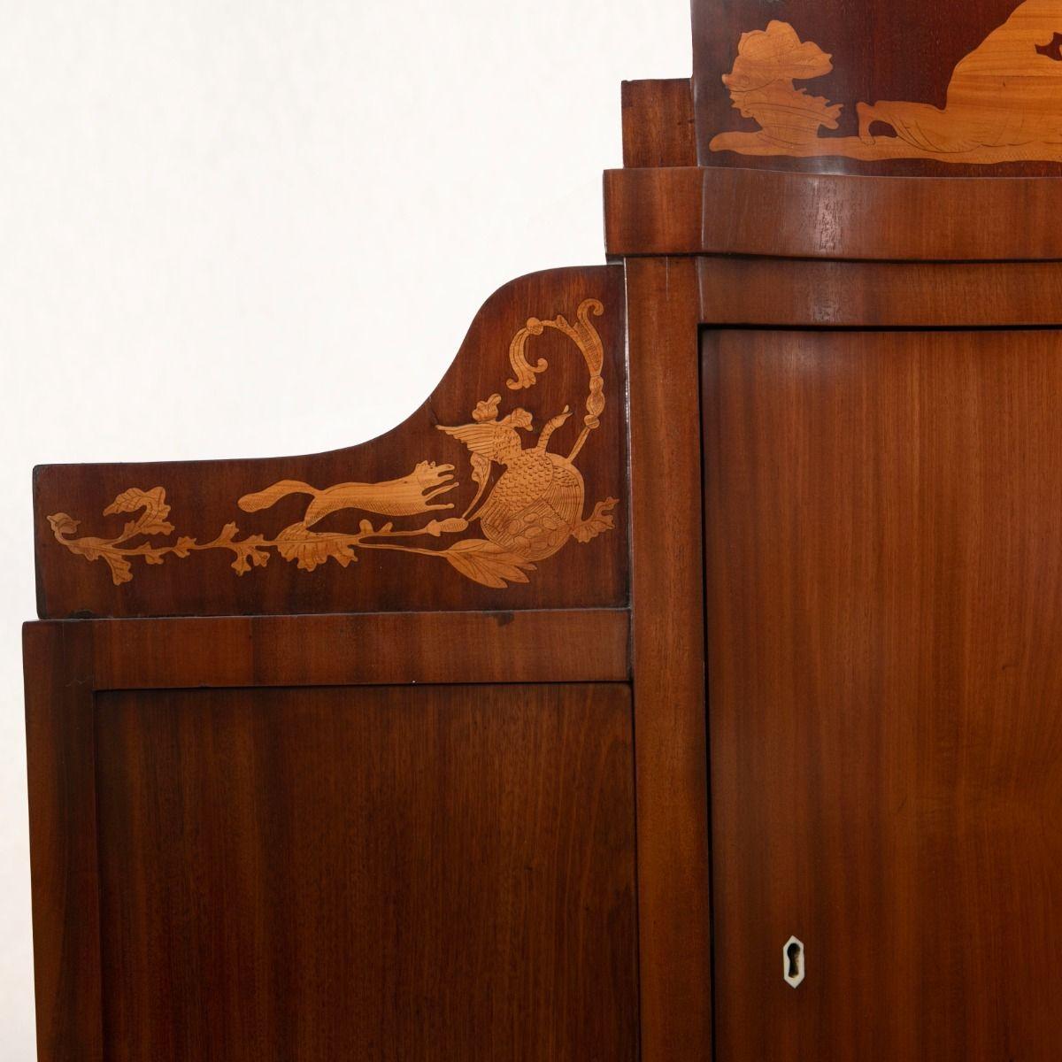Elegant Mahogany Empire Secretary Desk with Satinwood Intarsia For Sale 3