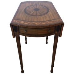 Elegant Mahogany and Satinwood Inlaid Pembroke Drop-Leaf Side Table Elegant Mahogany and Satinwood Inlaid Pembroke Drop-Leaf Side Table
