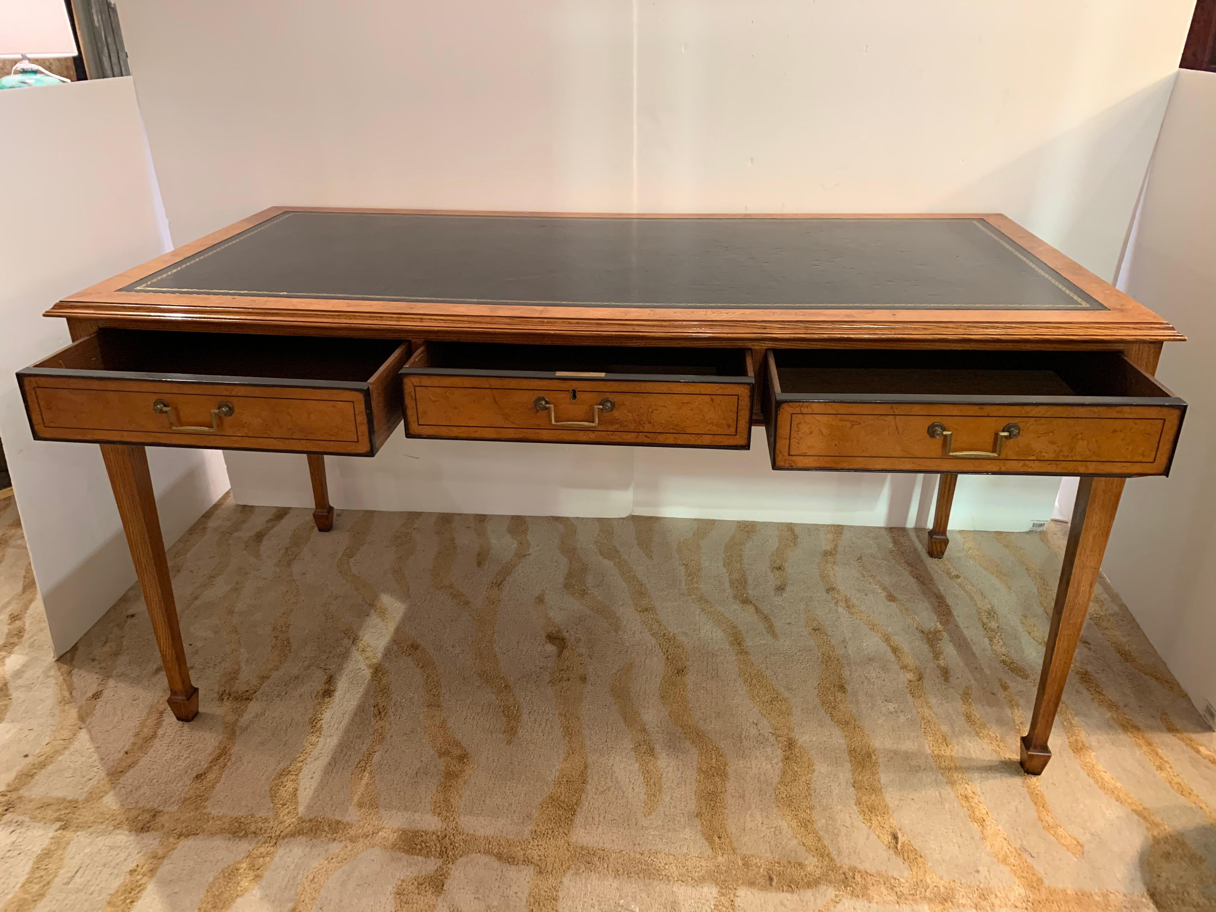 Elegant Mahogany Vintage Writing Desk with Black Leather Top In Excellent Condition In Hopewell, NJ