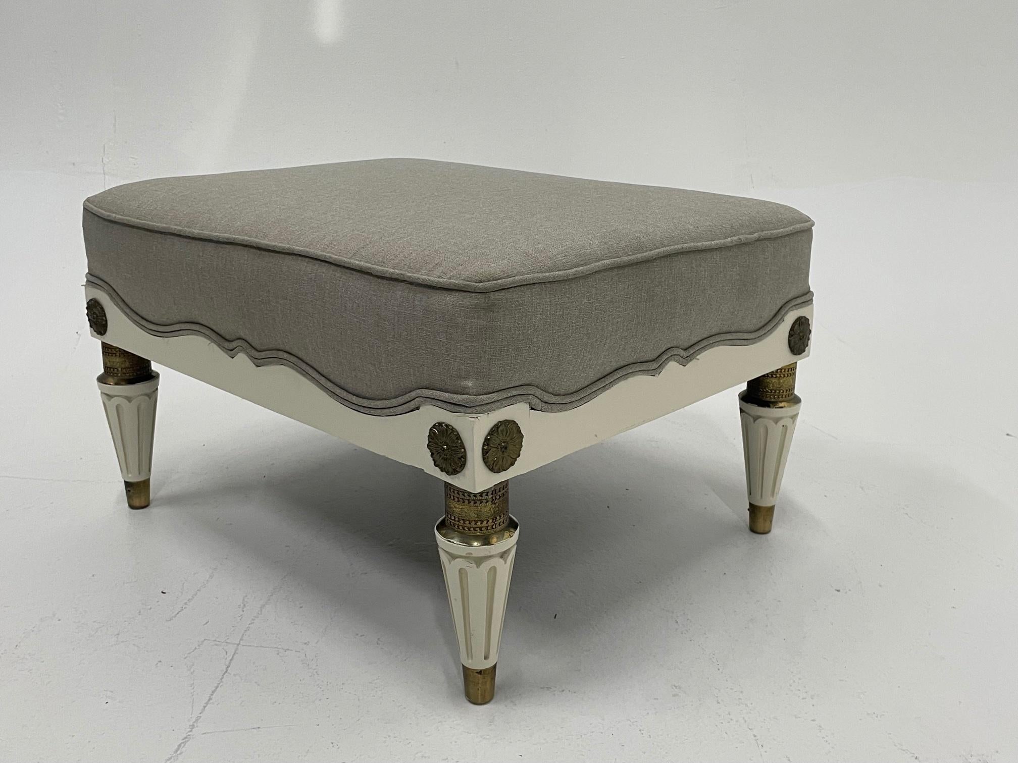 French Elegant Maison Jansen White Lacquer and Brass Ottoman with Linen Upholstery