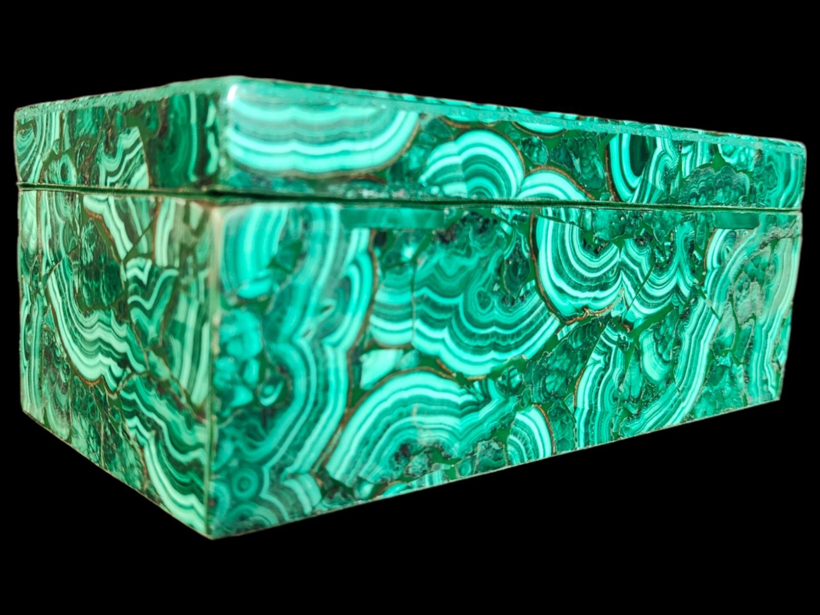 Elegant Malachite Box from the 50s 20th Century For Sale 2