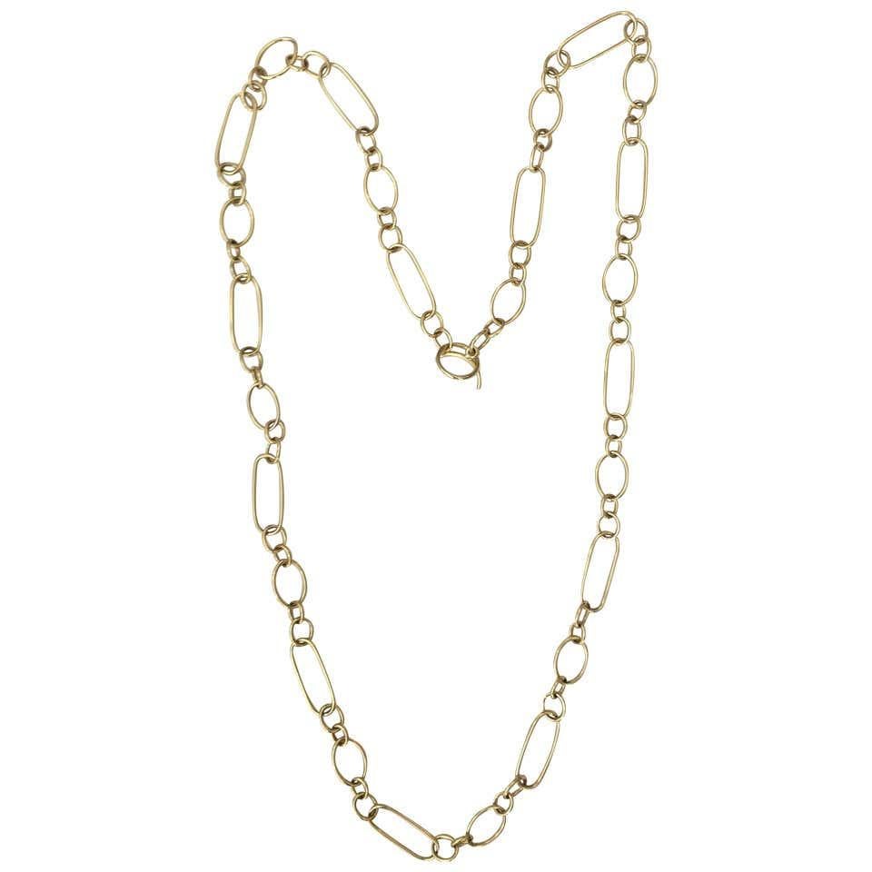 Contemporary Elegant Marquise Link Chain Necklace with Removable Rock Crystal Pendant For Sale