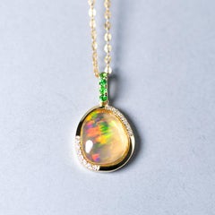 Eleganter mexikanischer Feueropal, Diamant-Tsavorit-Anhänger Halskette 18K Gelbgold