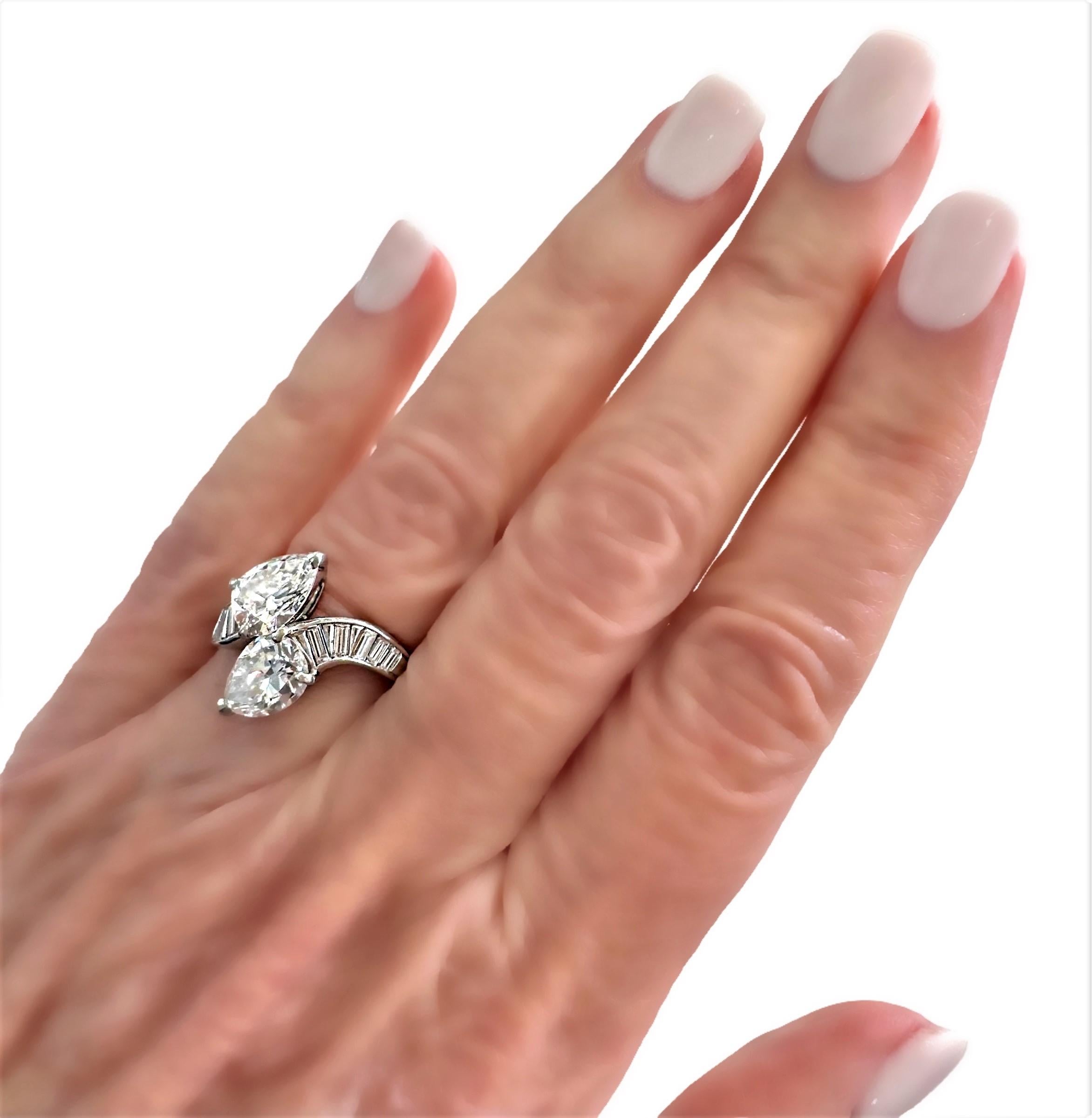Elegant Mid-20th Century Bypass Ring of E Color VS1 Clarity Pear Shape Diamonds 8