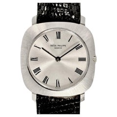 Elegant Mid-20th Century Patek Philippe White Gold Dress Watch