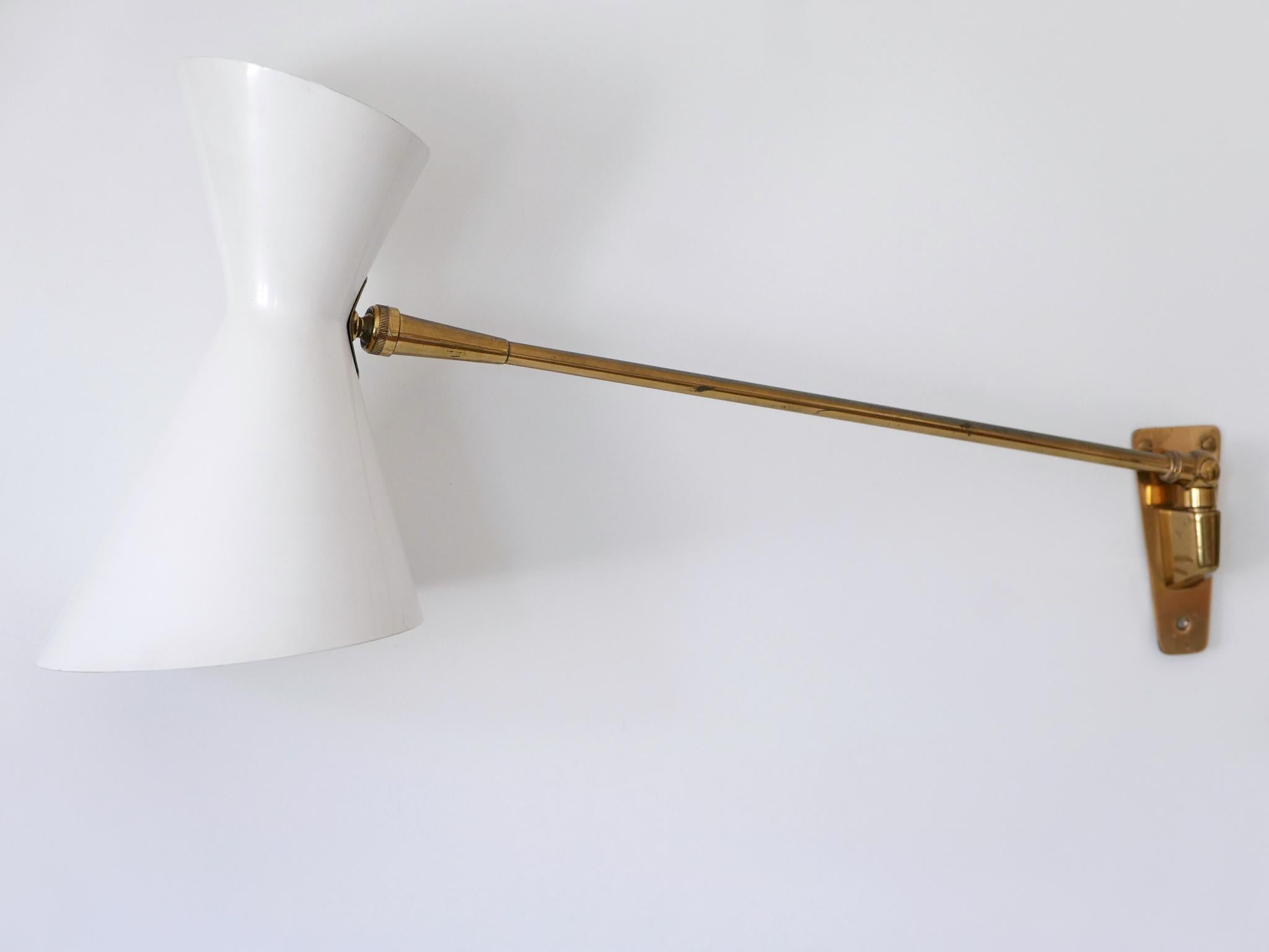 Elegance Mid Century Articulated Diabolo Wall Lamp by Belmag Switzerland 1950s en vente 3