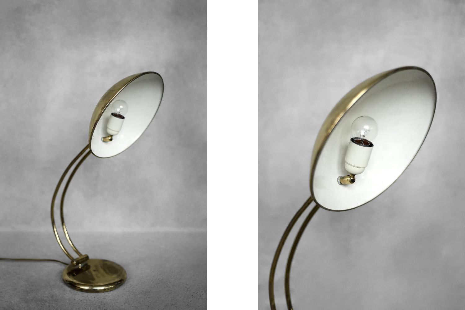 Late 20th Century Elegant Mid-Century Belgian Modern Gold Brass Desk Lamp from Massive, 1970s For Sale