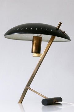 Elegant Mid-Century "Decora" or Z Table Lamp by Louis Kalff for Philips 1950s