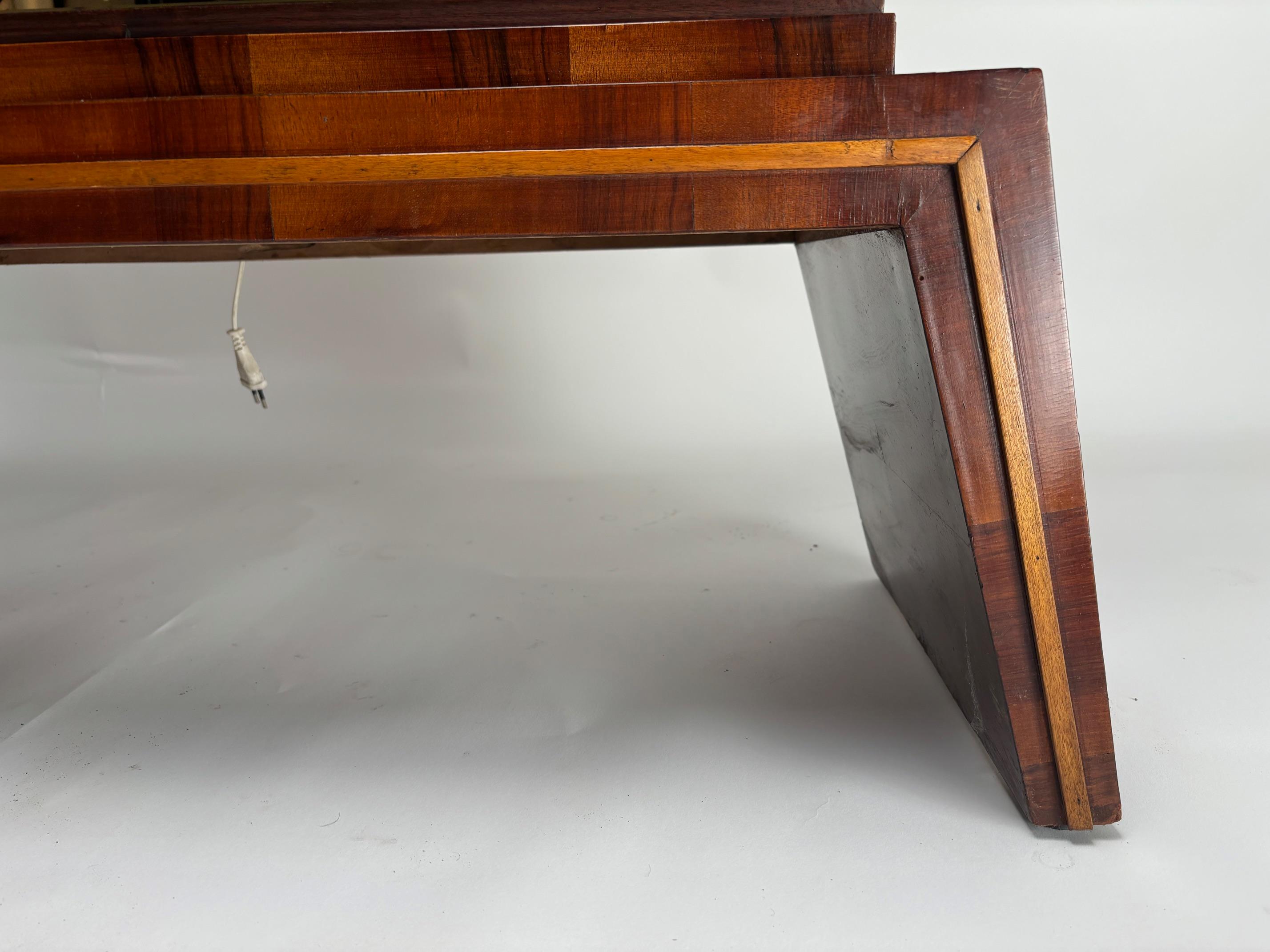 Elegant Mid-Century Italian Mirrored Dry Bar Cabinet, 1950s For Sale 1