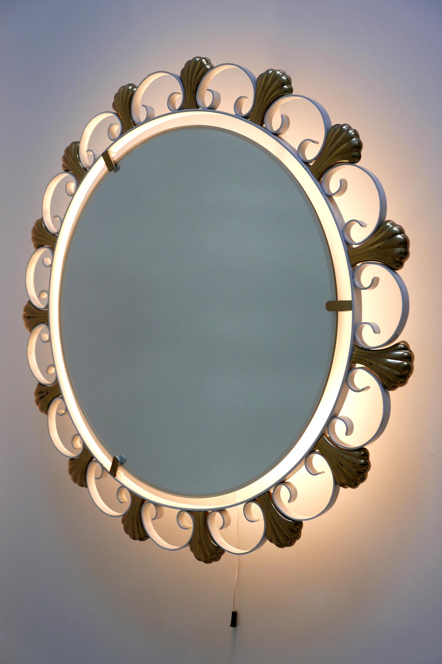 Elegant Mid-Century Modern Backlit Wall Mirror by Hillebrand, 1960s, Germany For Sale 2