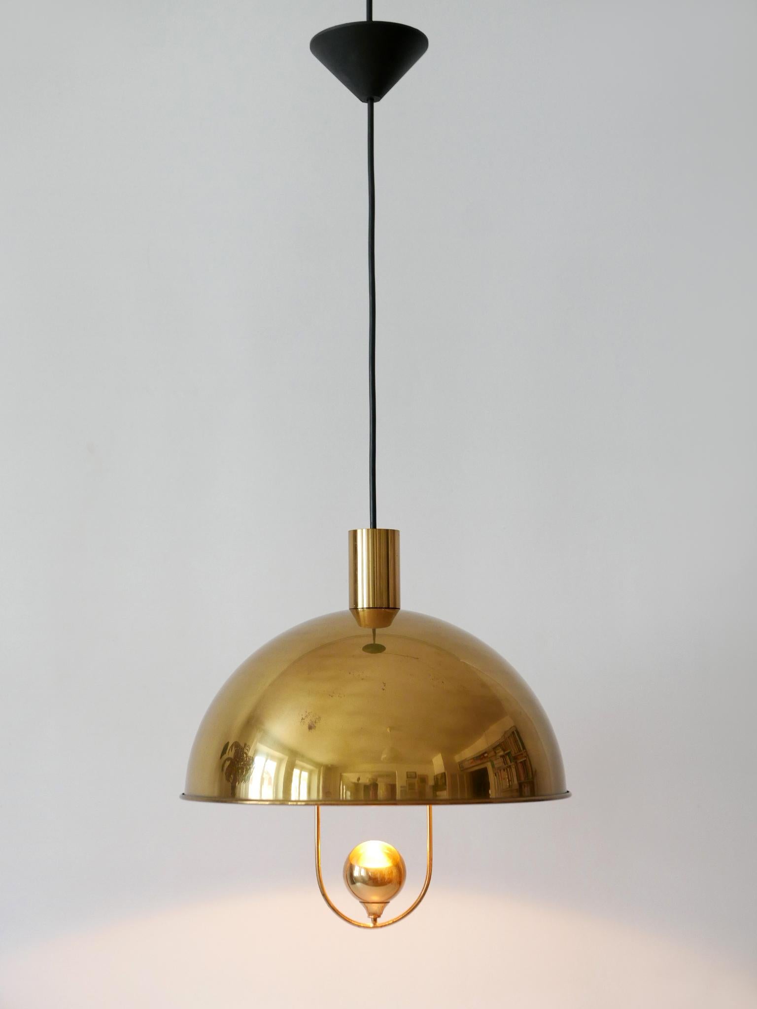 Late 20th Century Elegant Mid-Century Modern Brass Pendant Lamp by Florian Schulz Germany 1970s For Sale