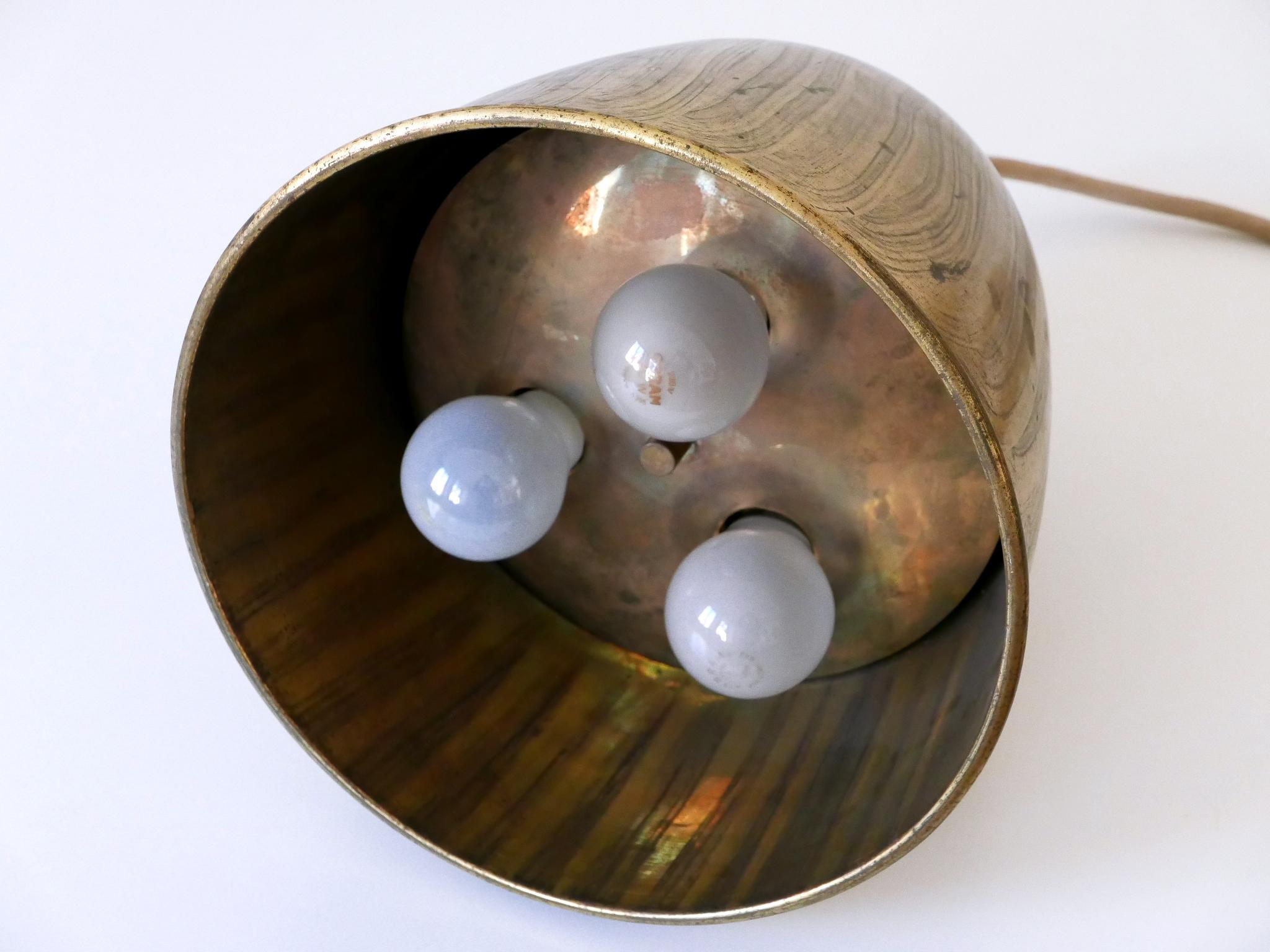 Eleganza della lampada a sospensione in ottone della metà del secolo scorso Germania anni '50 in vendita 11