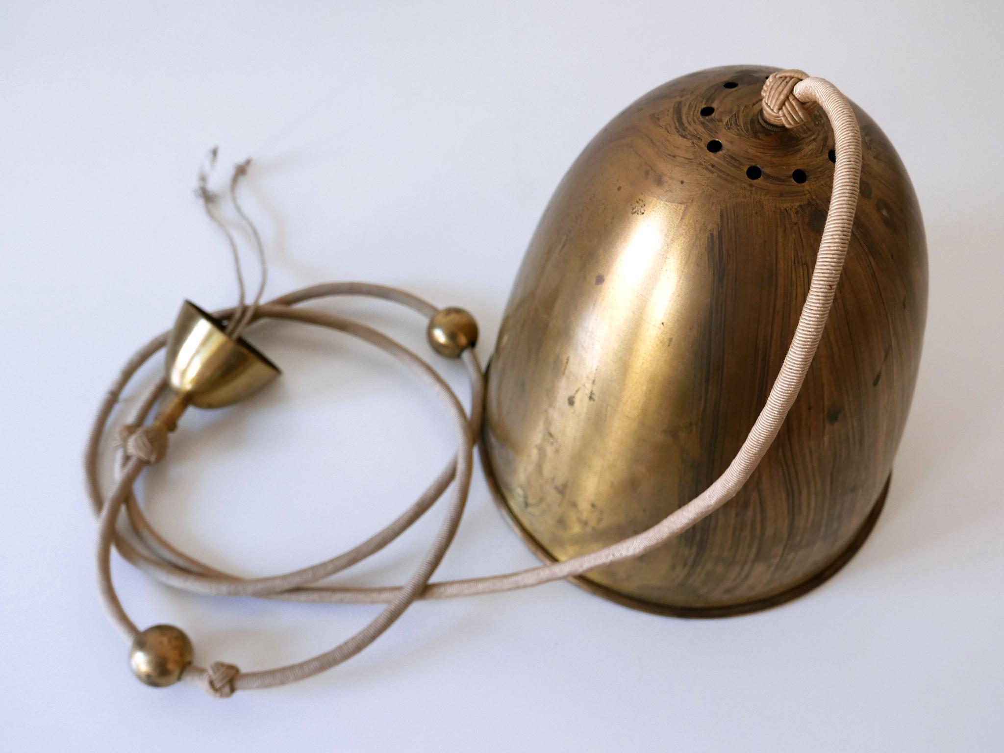 Eleganza della lampada a sospensione in ottone della metà del secolo scorso Germania anni '50 in vendita 12