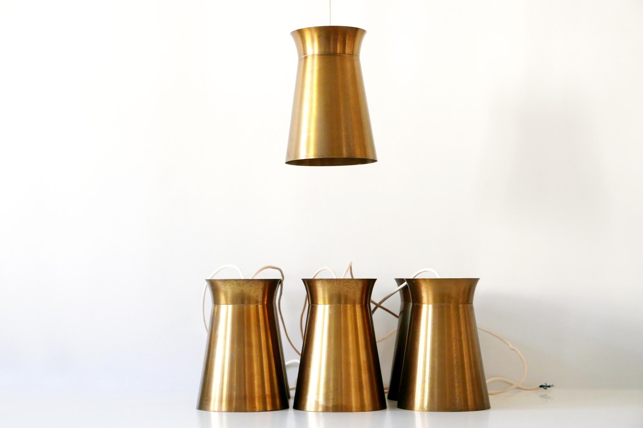 Elegant Mid-Century Modern Brass Pendant Lamps or Hanging Lights, 1950s, Germany For Sale 10
