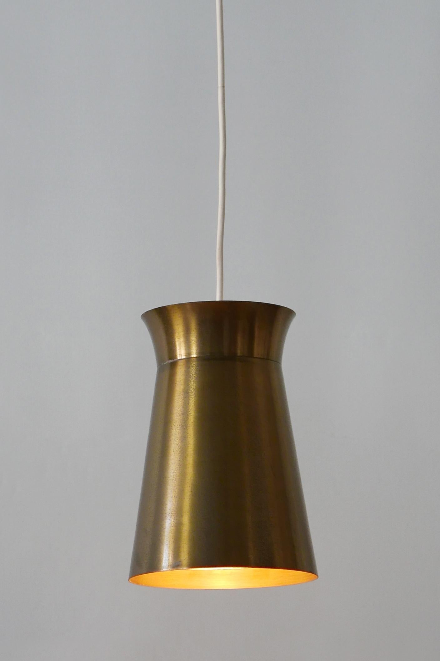 Elegant Mid-Century Modern Brass Pendant Lamps or Hanging Lights, 1950s, Germany For Sale 4