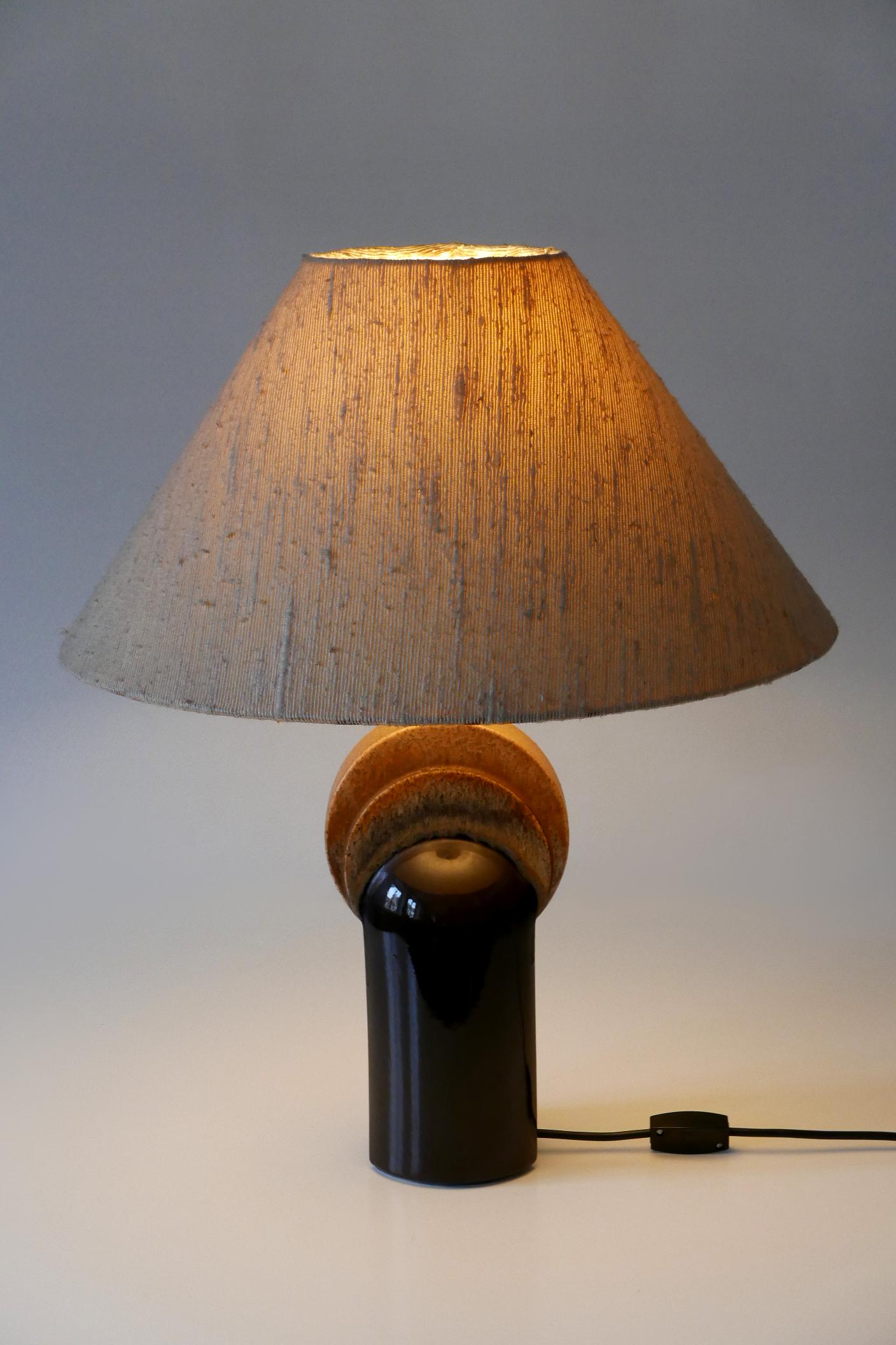 Elegant Mid-Century Modern Ceramic Table Lamp by Leola Design Germany 1960s For Sale 1