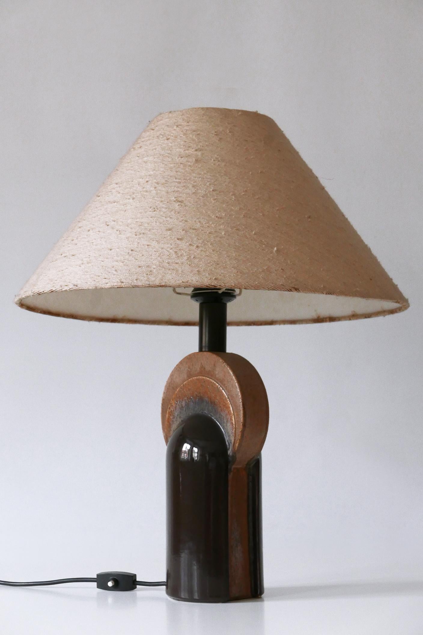 Elegant Mid-Century Modern Ceramic Table Lamp by Leola Design Germany 1960s For Sale 4