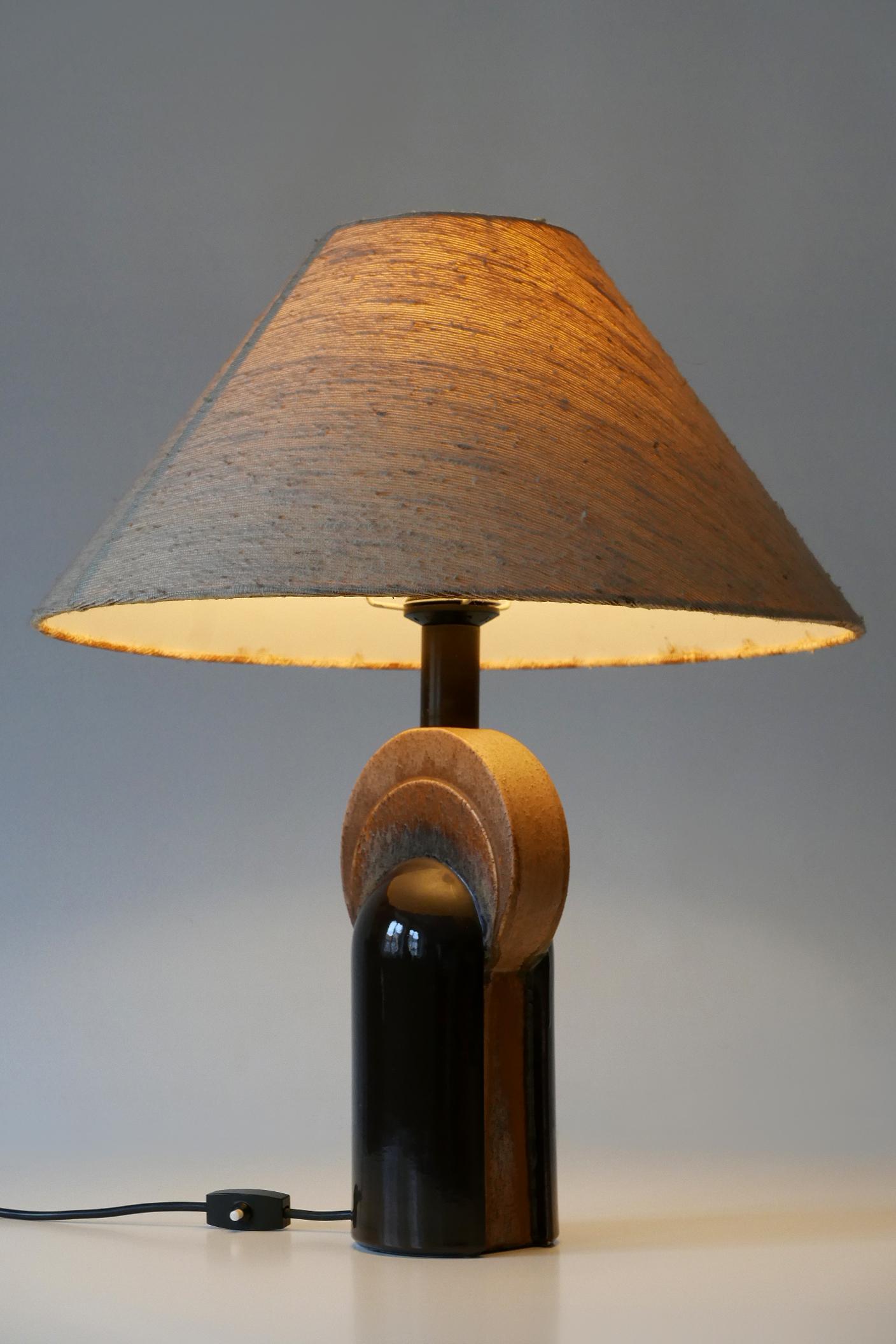Elegant Mid-Century Modern Ceramic Table Lamp by Leola Design Germany 1960s For Sale 5