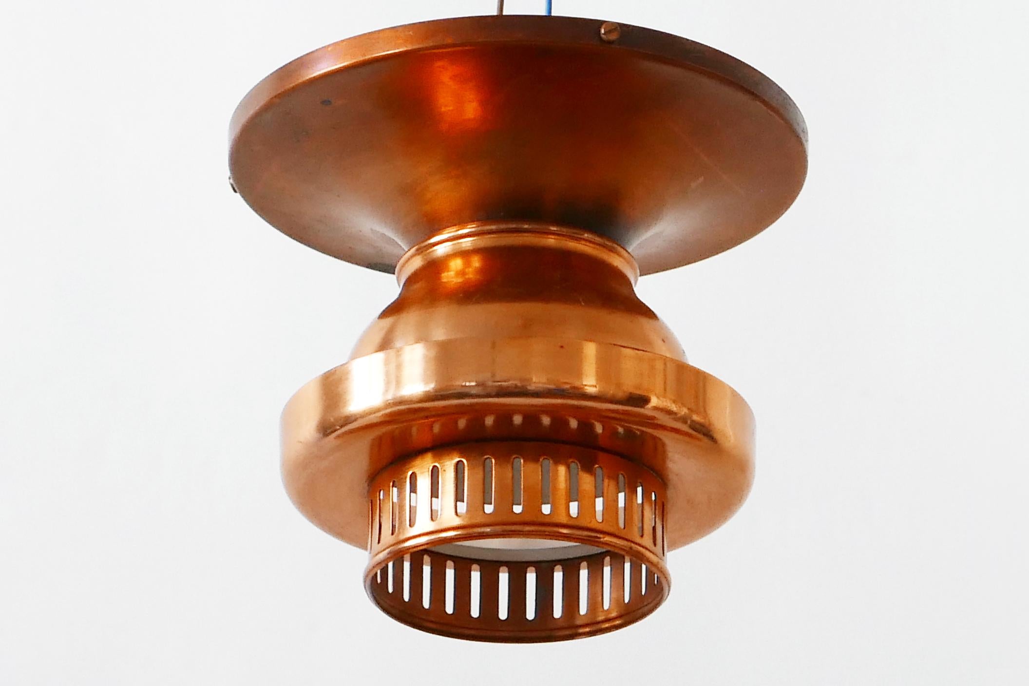 Rame Eleganti lampade da soffitto o plafoniere in rame della modernità di metà secolo, anni '60, Danimarca in vendita
