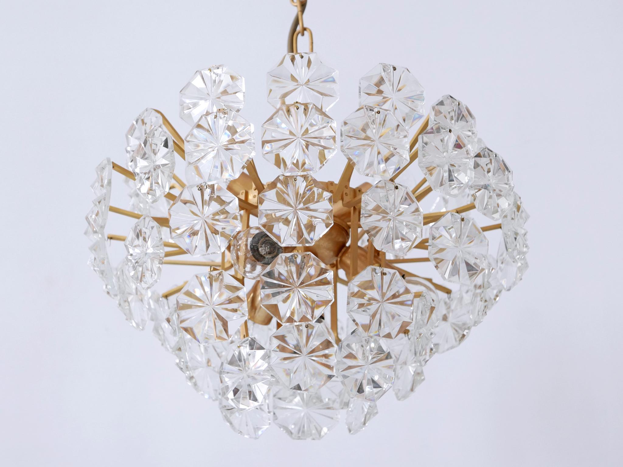 Elegant Mid Century Modern Crystal Chandelier by Christoph Palme Germany 1970s For Sale 3