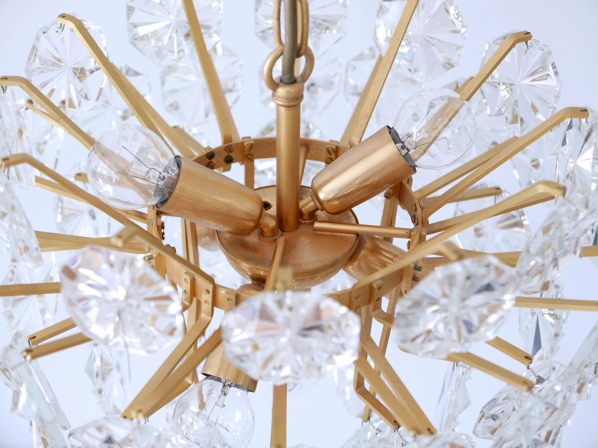 Elegant Mid Century Modern Crystal Chandelier by Christoph Palme Germany 1970s For Sale 12