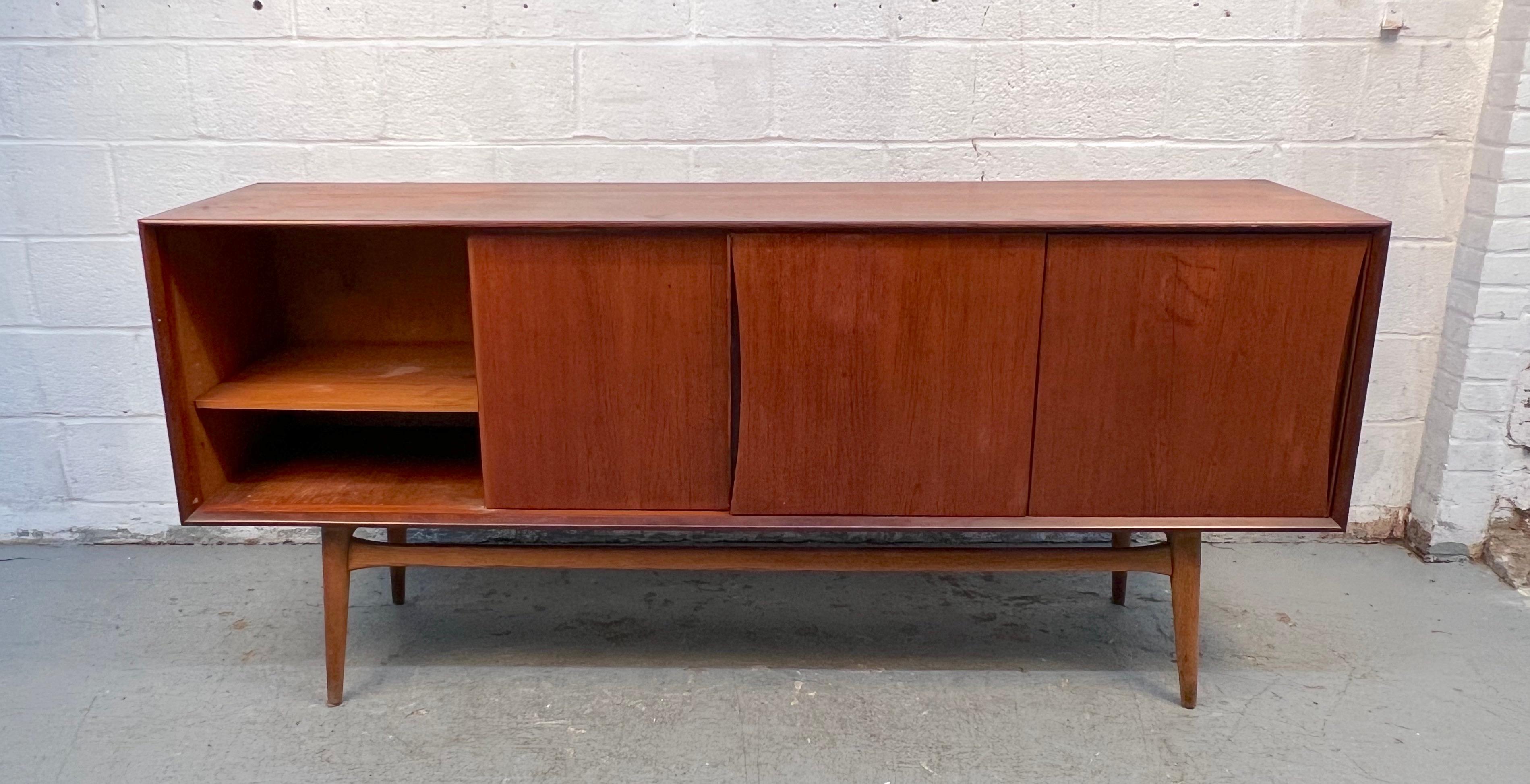 Teak Elegant Mid-Century Modern Danish Sideboard For Sale