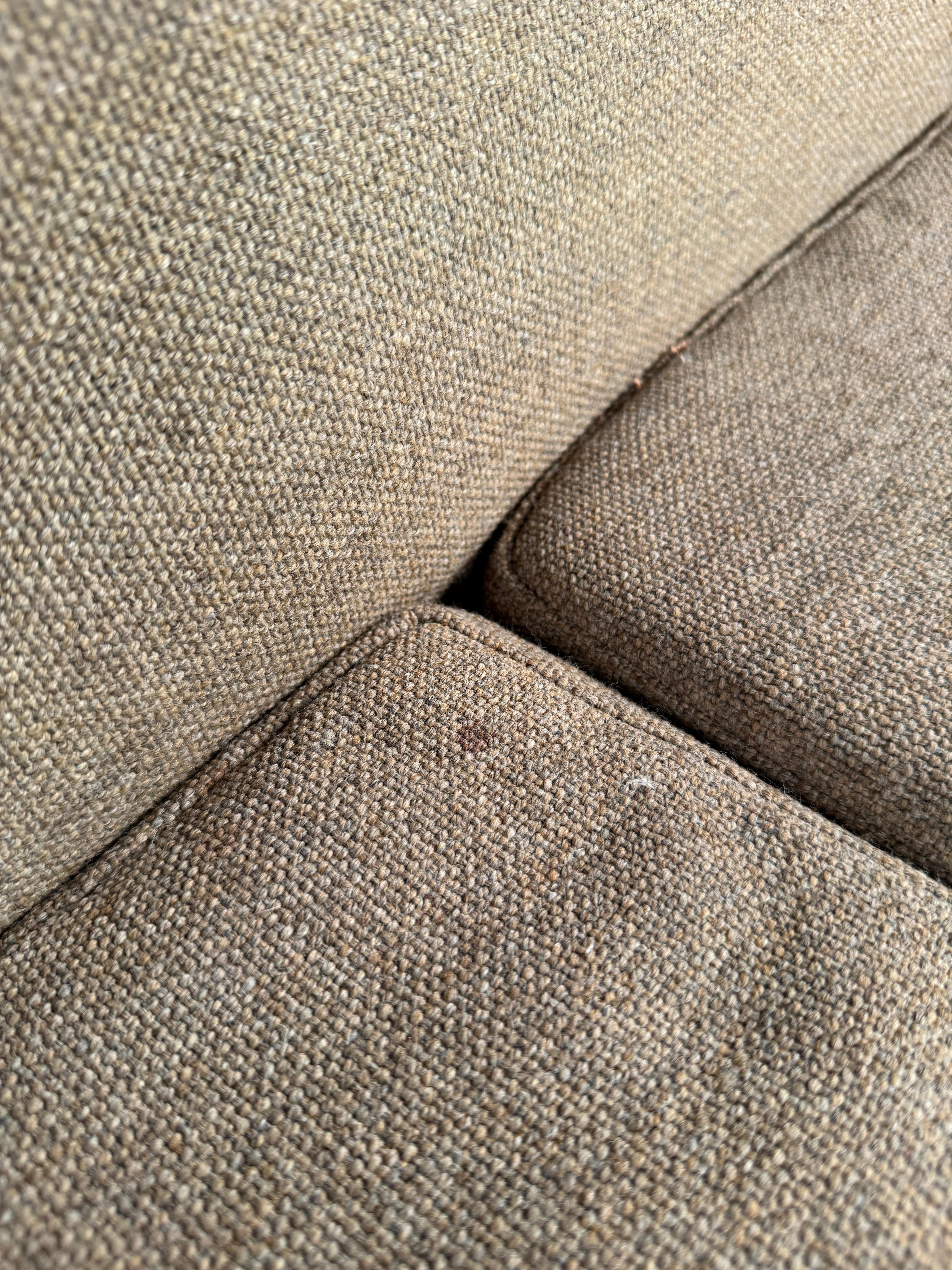 Elegant Mid-Century Modern Four Seat Sofa For Sale 7