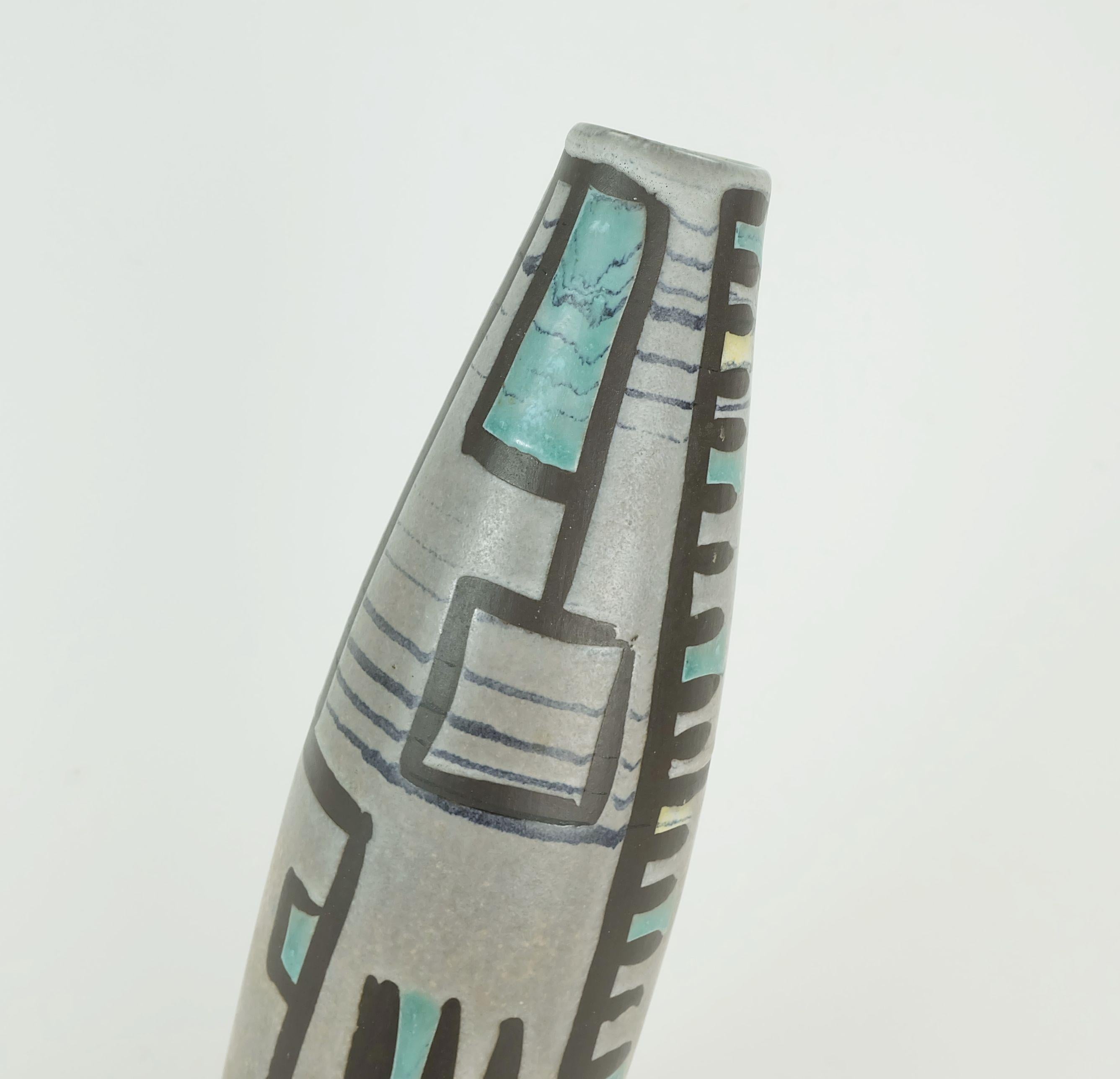 Metà XX secolo elegante Vaso in ceramica marei della fine degli anni '50, modello 123 32 in vendita