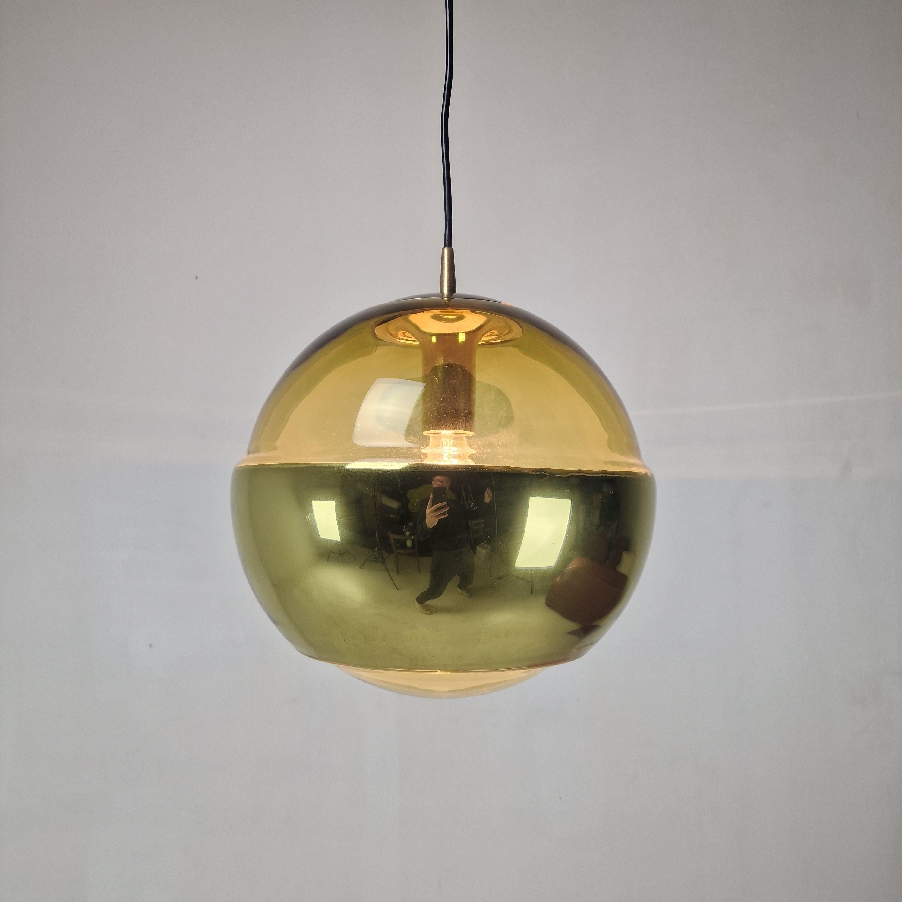 Hand-Crafted Elegant Mid-Century Modern Pendant by Peill & Putzler, Germany 1970's For Sale