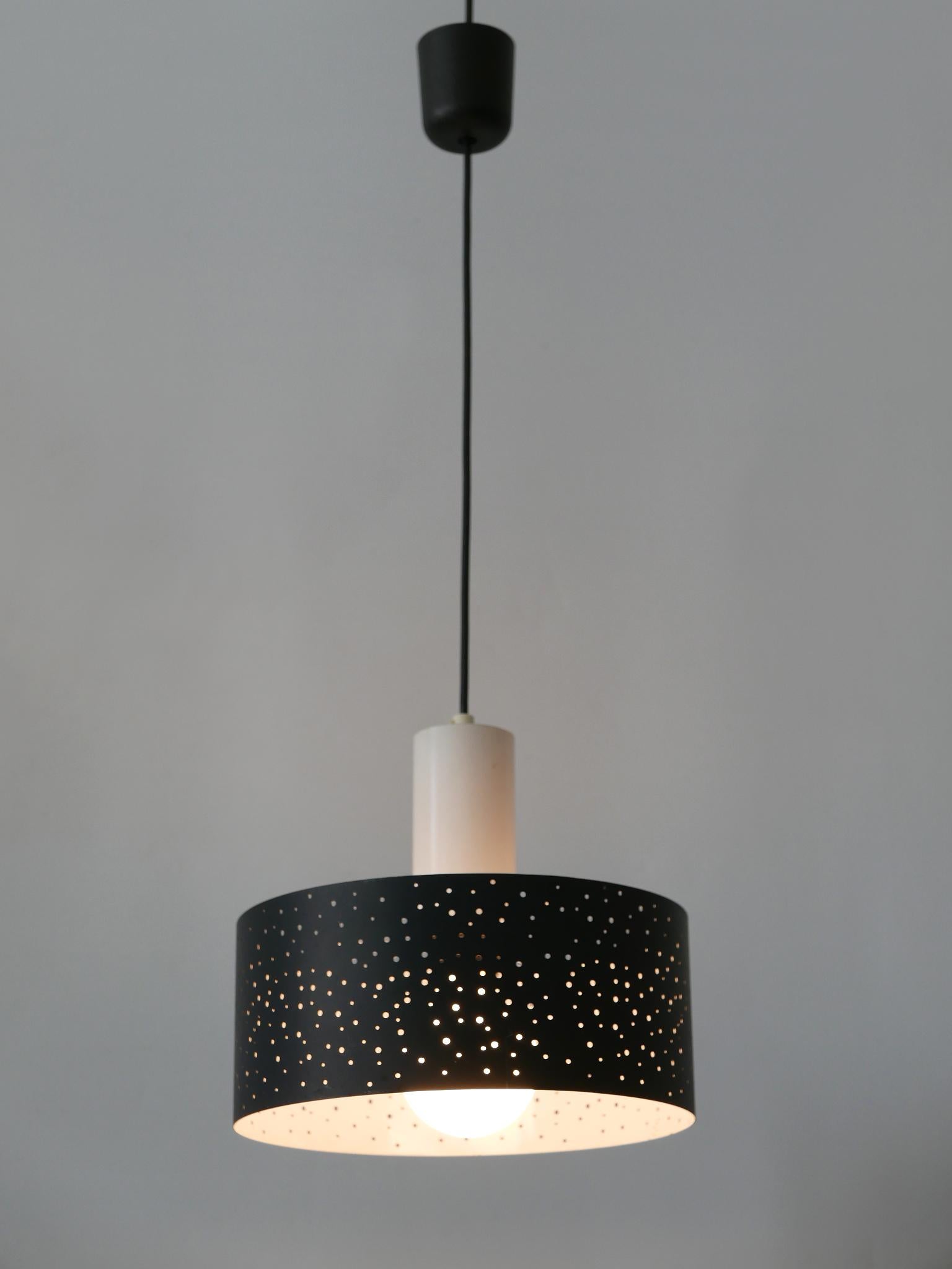 Elegant Mid-Century Modern Pendant Lamp by Ernest Igl for Hillebrand 1960s For Sale 7